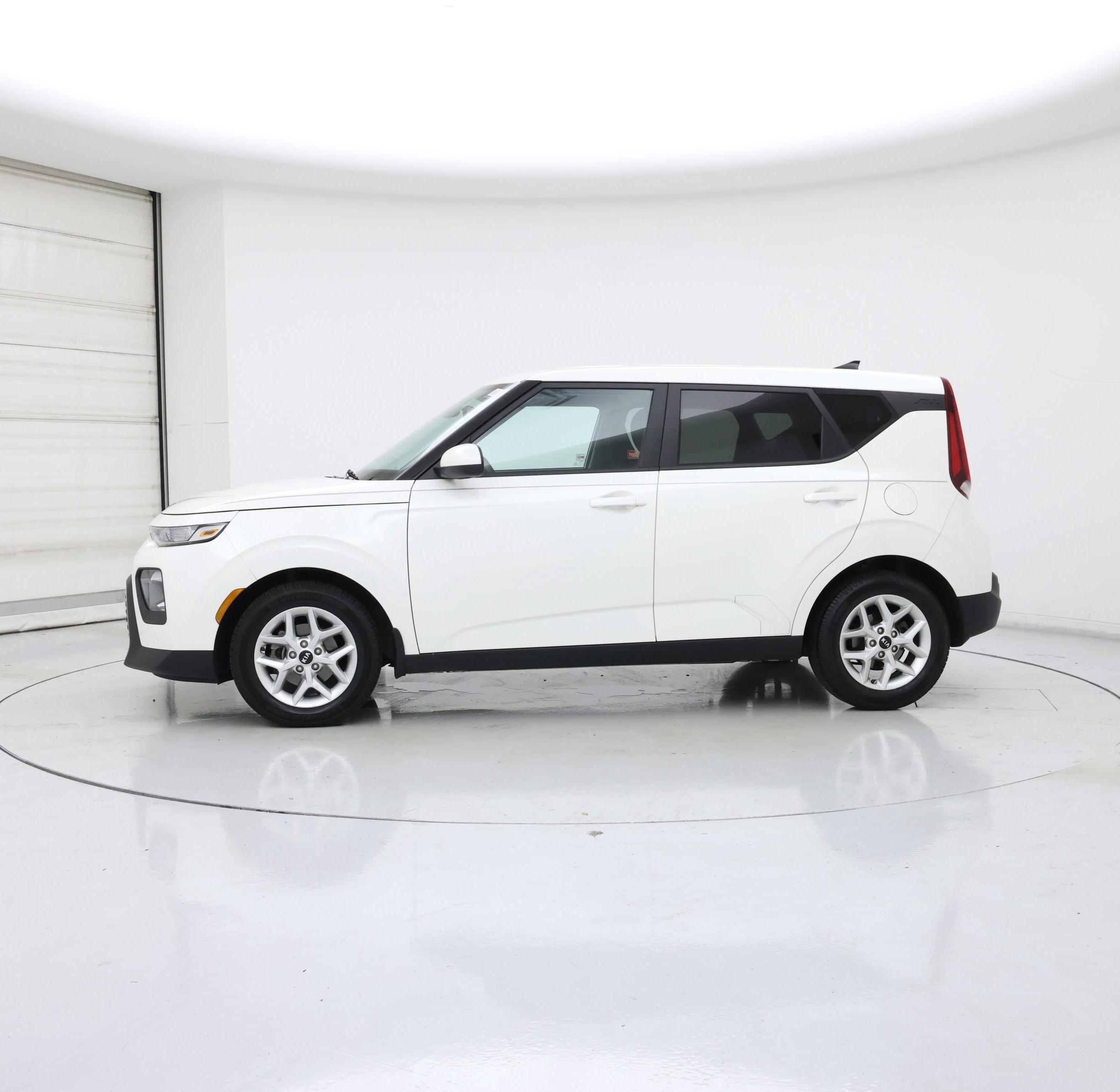 Thumbnail: 2021 Kia Soul - 3