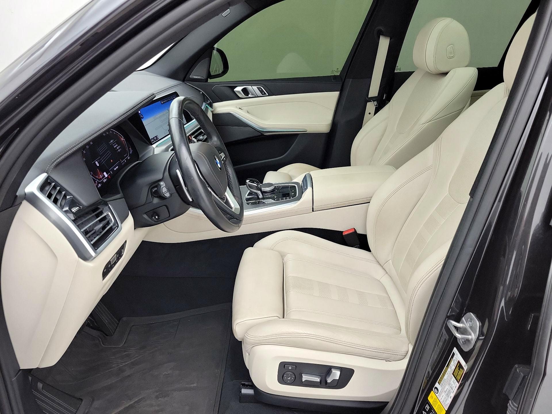 Thumbnail: 2021 BMW X5 - 11