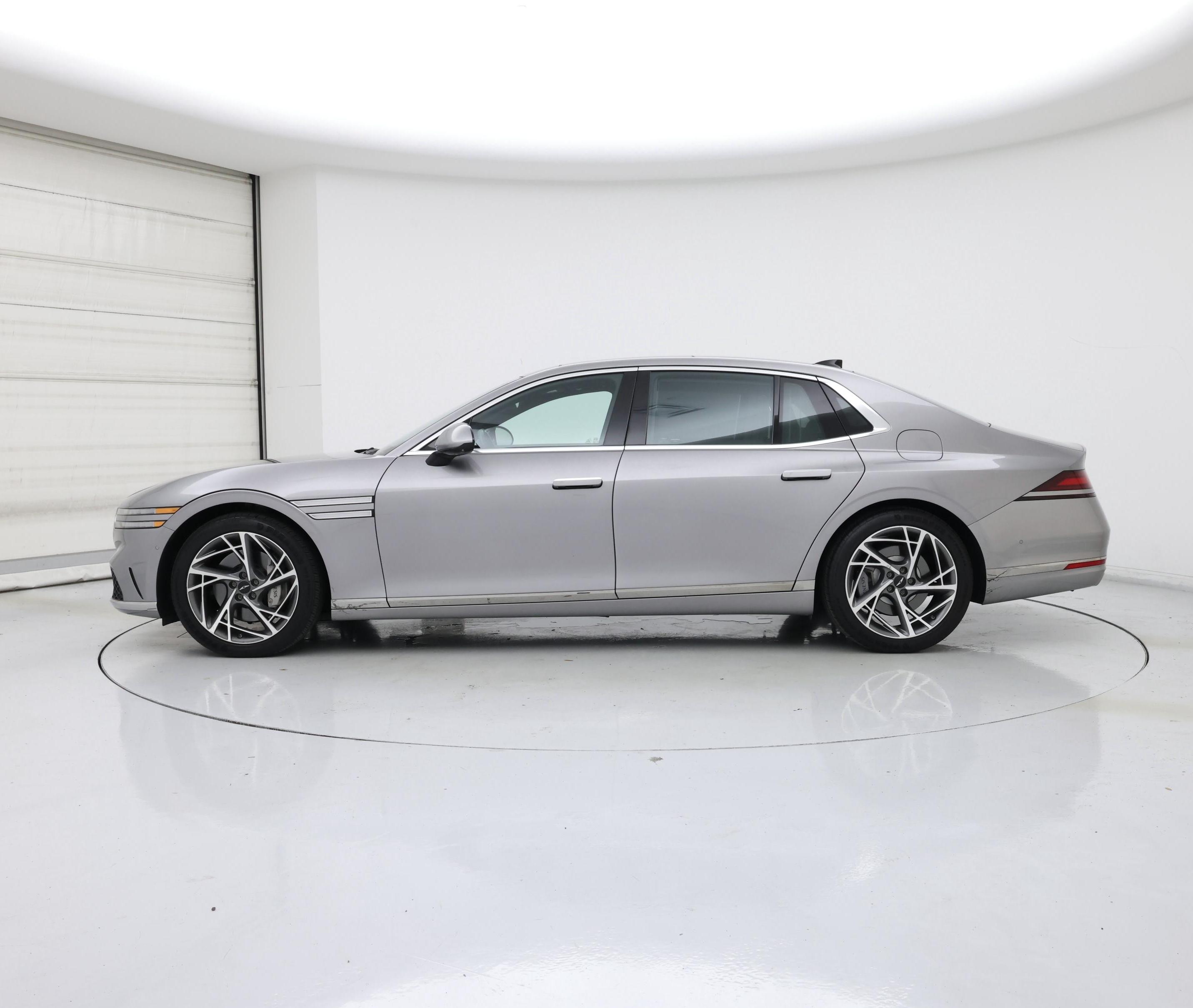Thumbnail: 2023 Genesis G90 - 3
