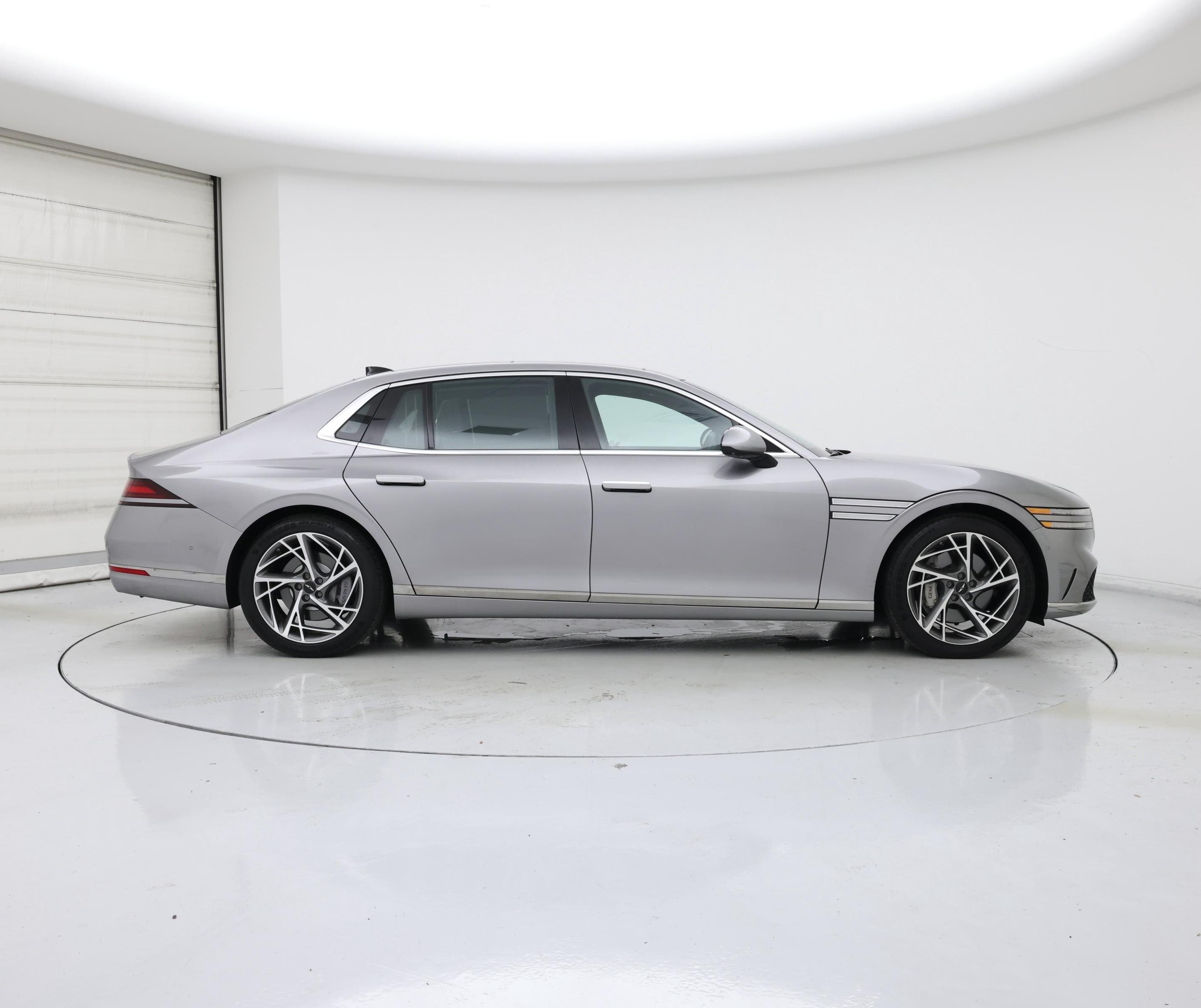 Thumbnail: 2023 Genesis G90 - 7