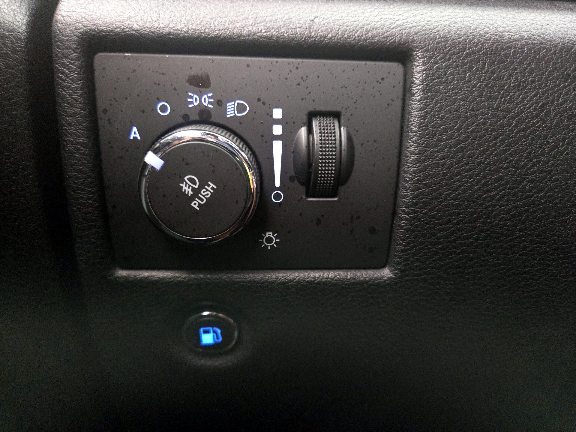 Thumbnail: 2016 Jeep Grand Cherokee - 13
