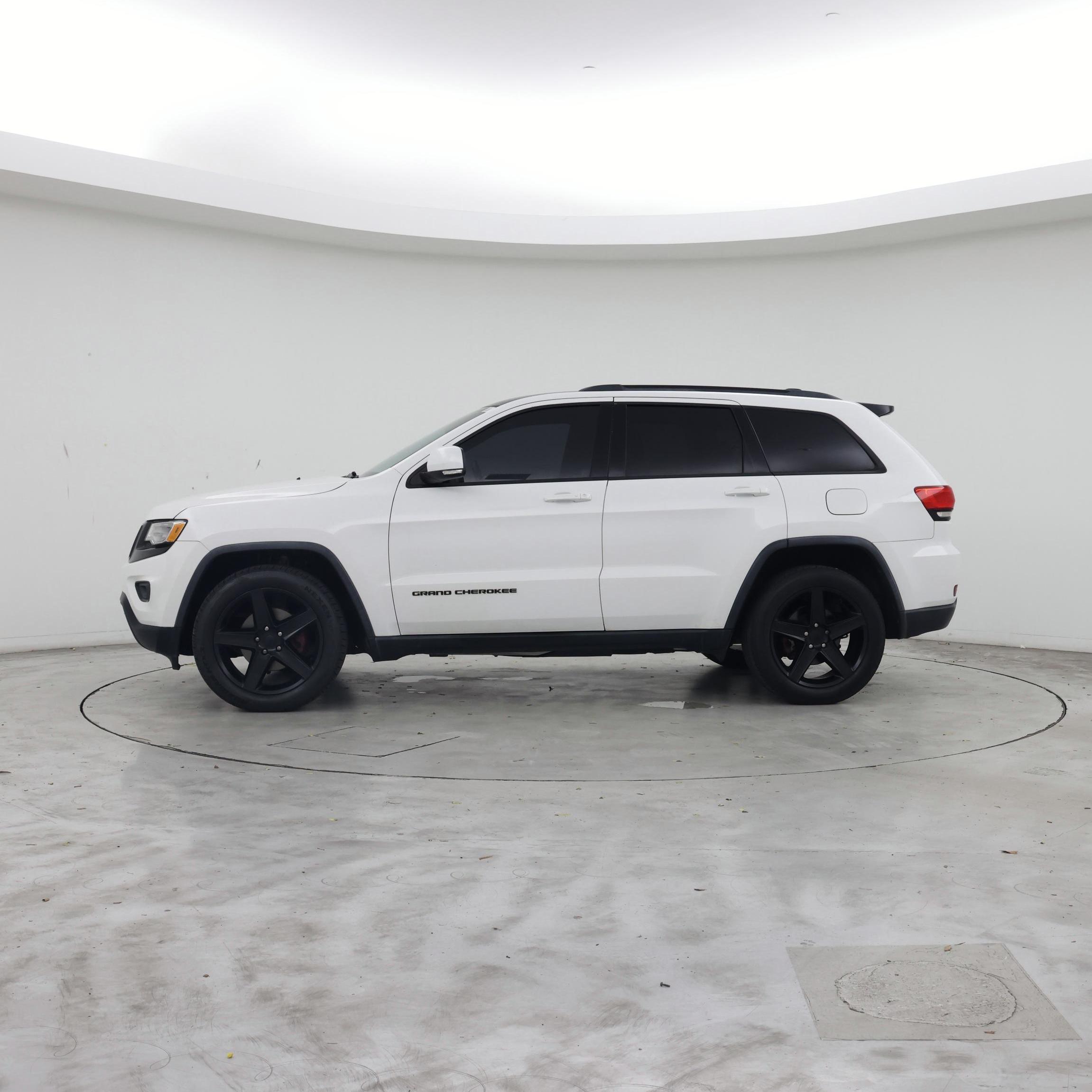 Thumbnail: 2016 Jeep Grand Cherokee - 3