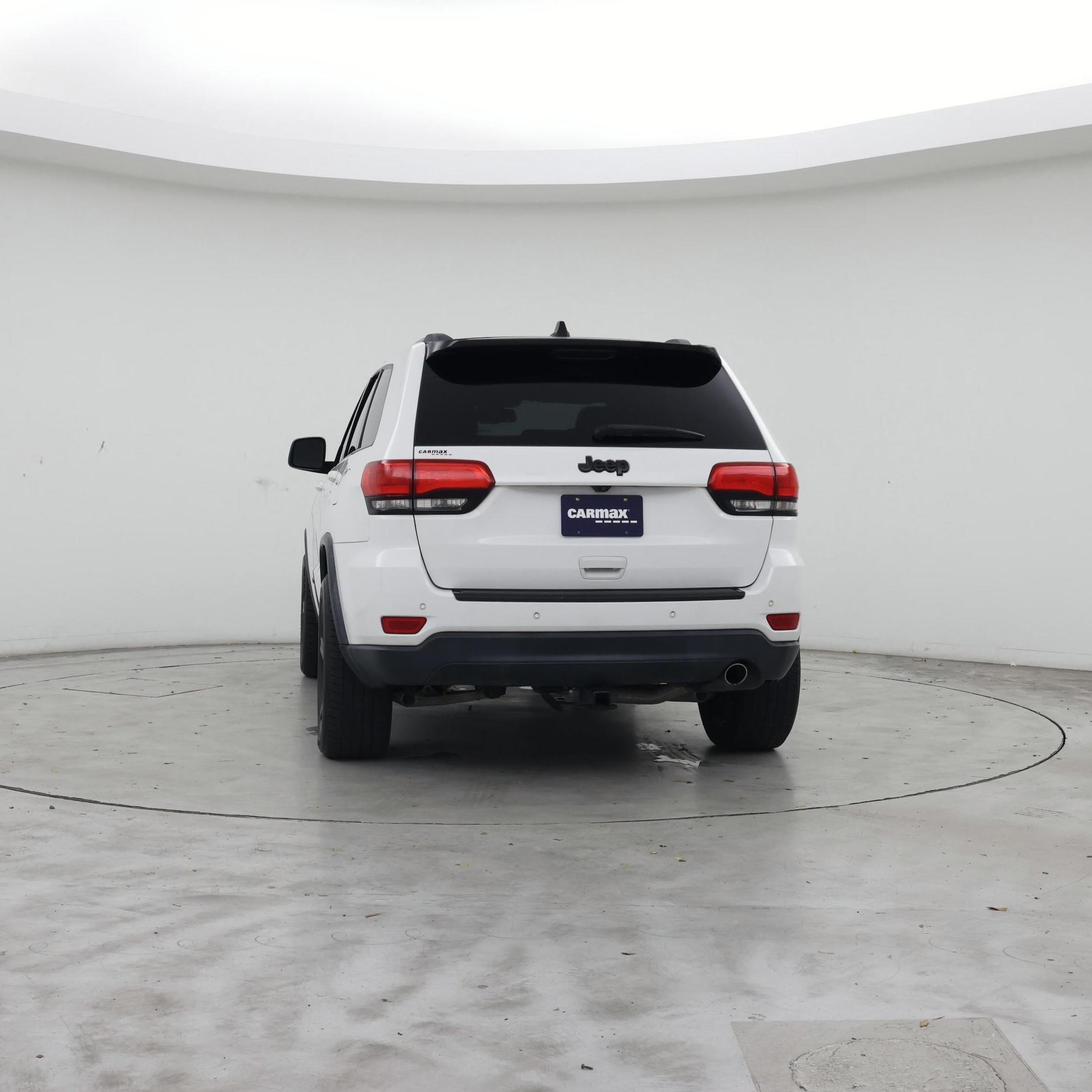 Thumbnail: 2016 Jeep Grand Cherokee - 6