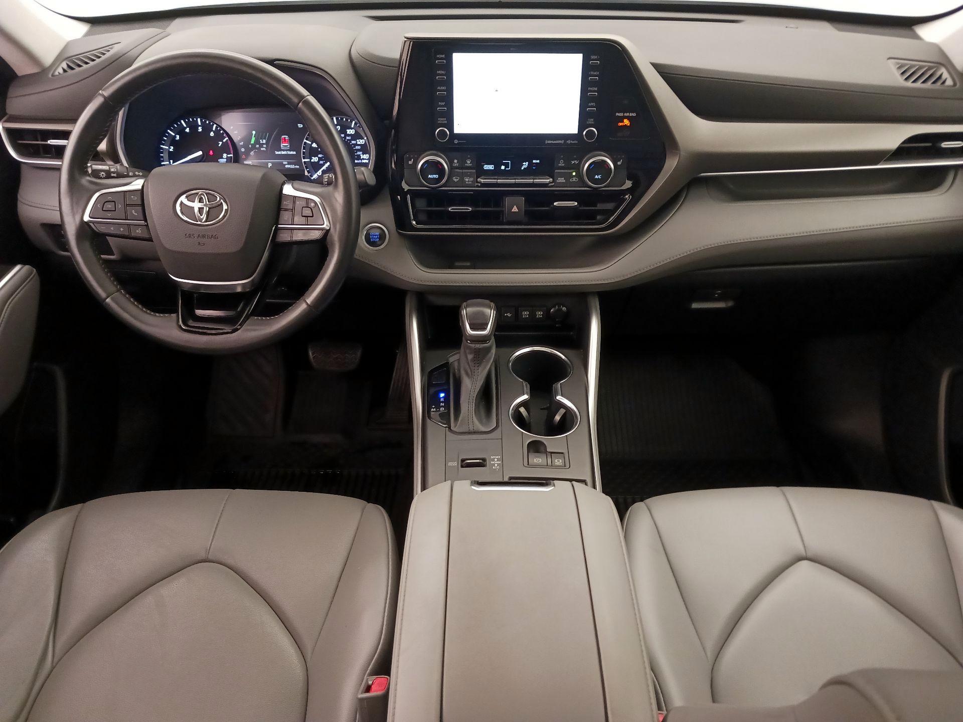 Thumbnail: 2021 Toyota Highlander - 9