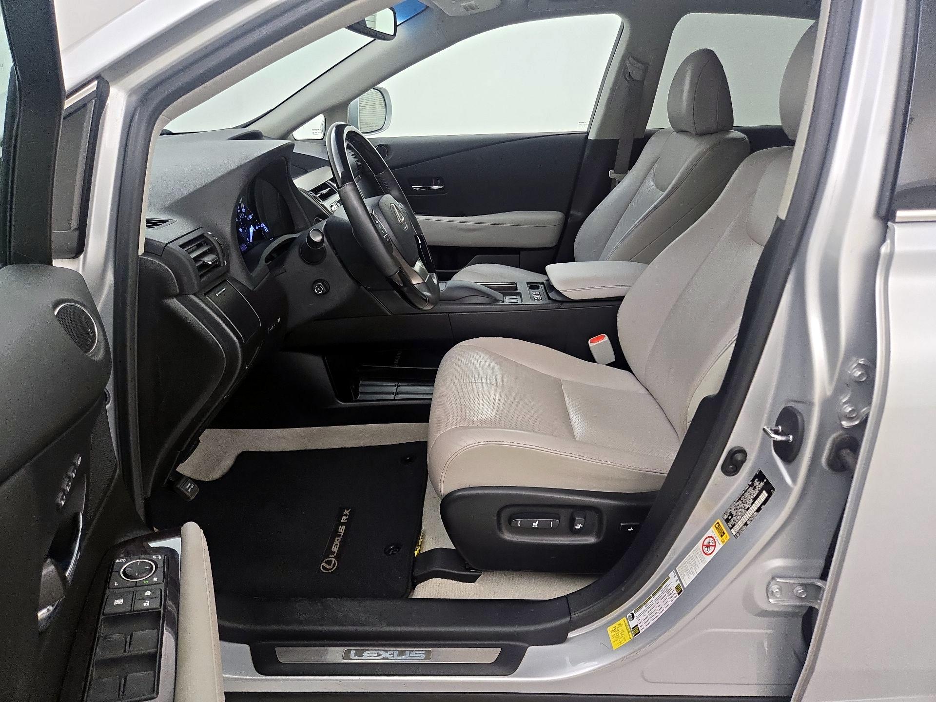 Thumbnail: 2015 Lexus RX - 11