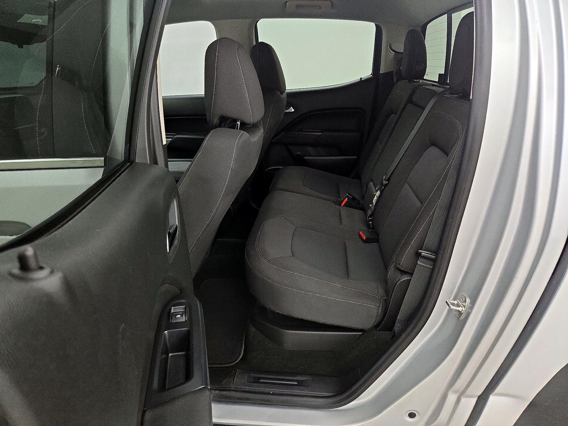 Thumbnail: 2016 Chevrolet Colorado - 19