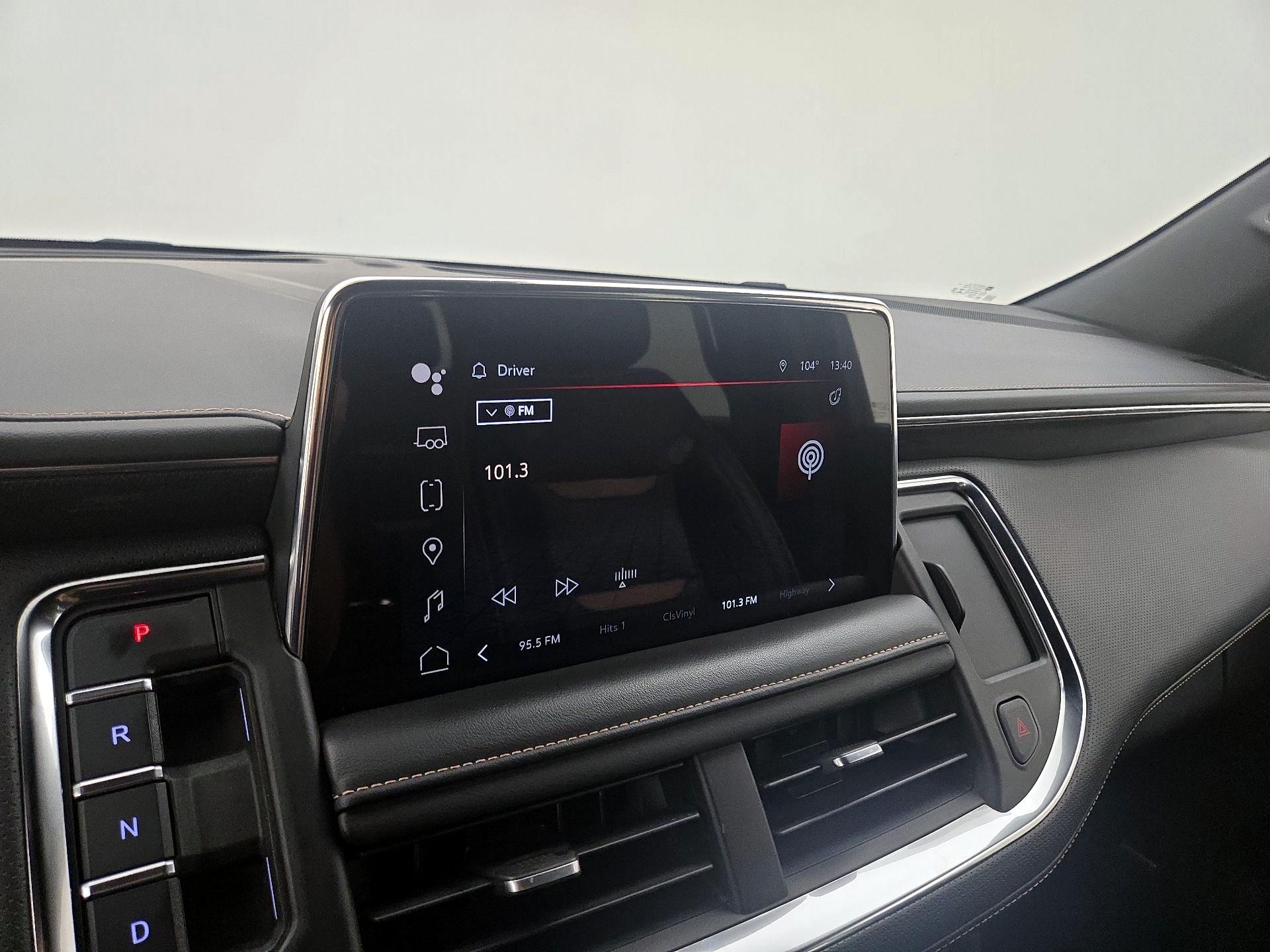 Thumbnail: 2022 GMC Yukon XL - 15