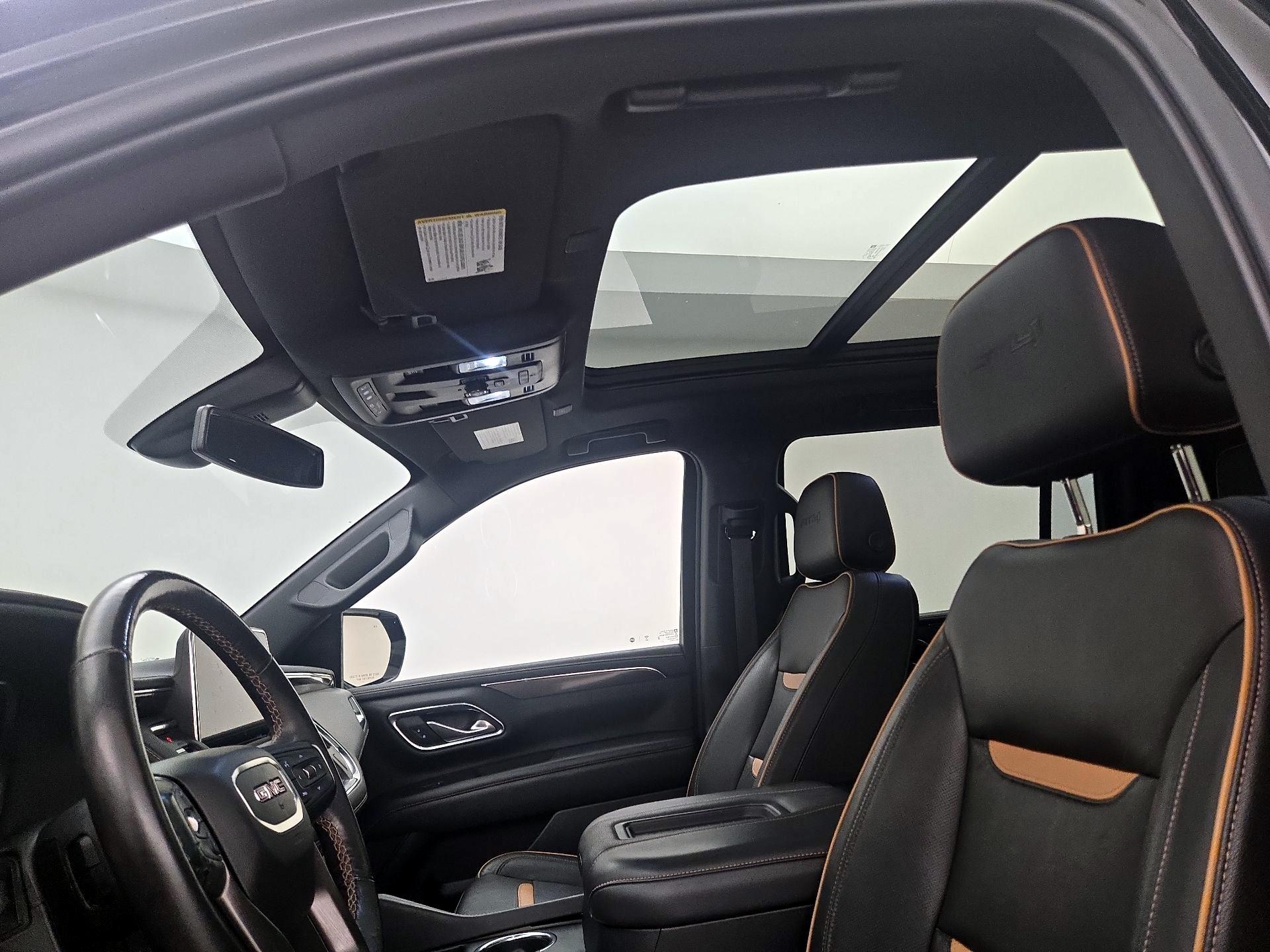 Thumbnail: 2022 GMC Yukon XL - 19