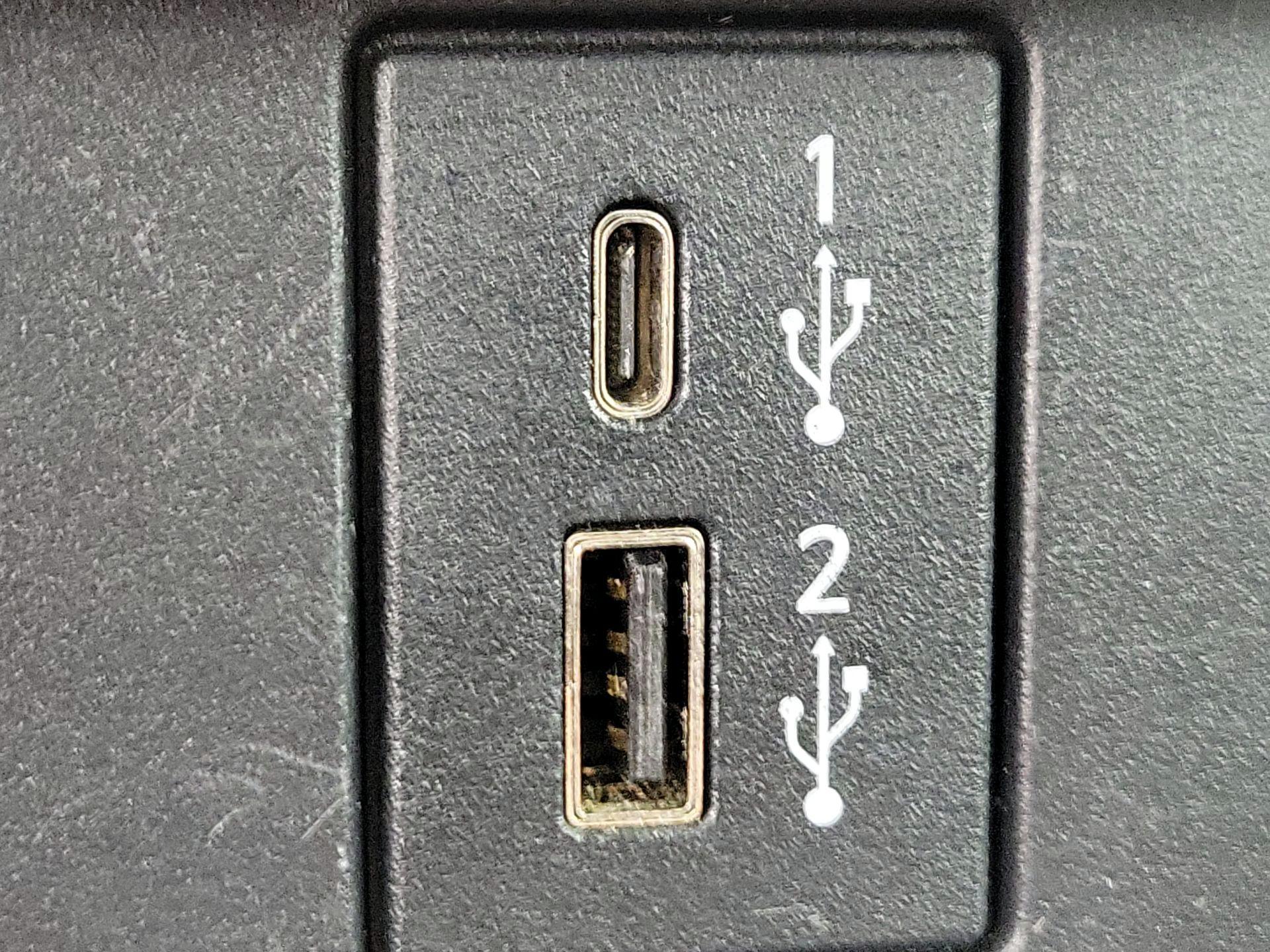 Thumbnail: 2022 Nissan Leaf - 18