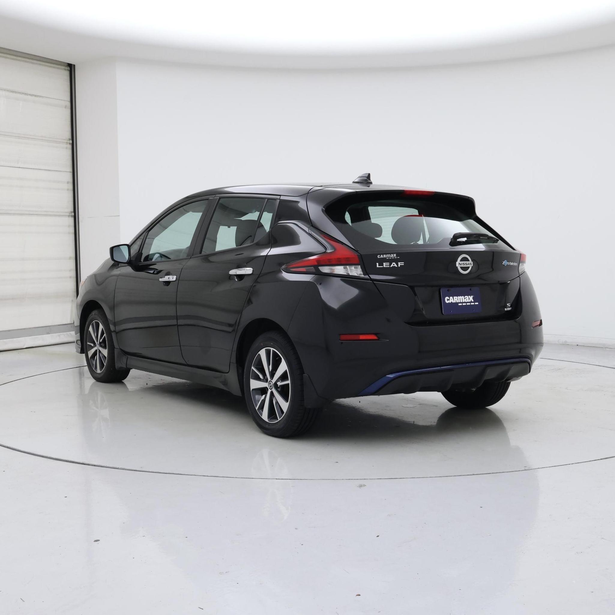 Thumbnail: 2022 Nissan Leaf - 2