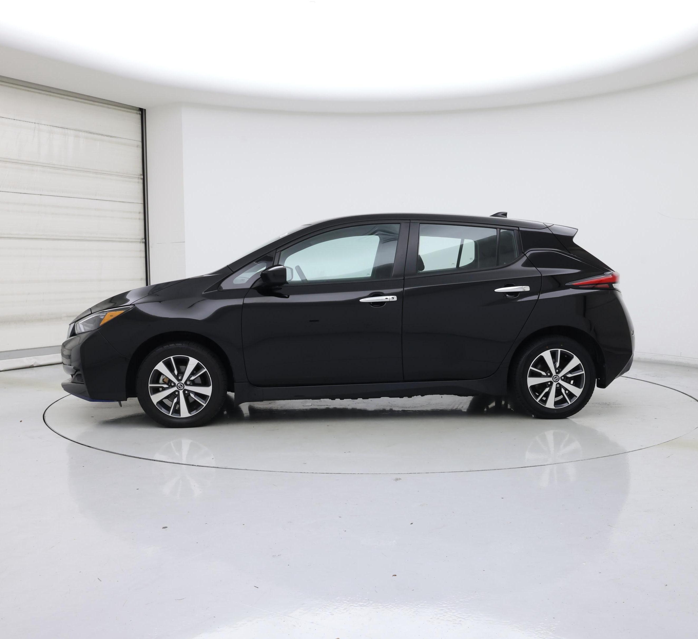 Thumbnail: 2022 Nissan Leaf - 3
