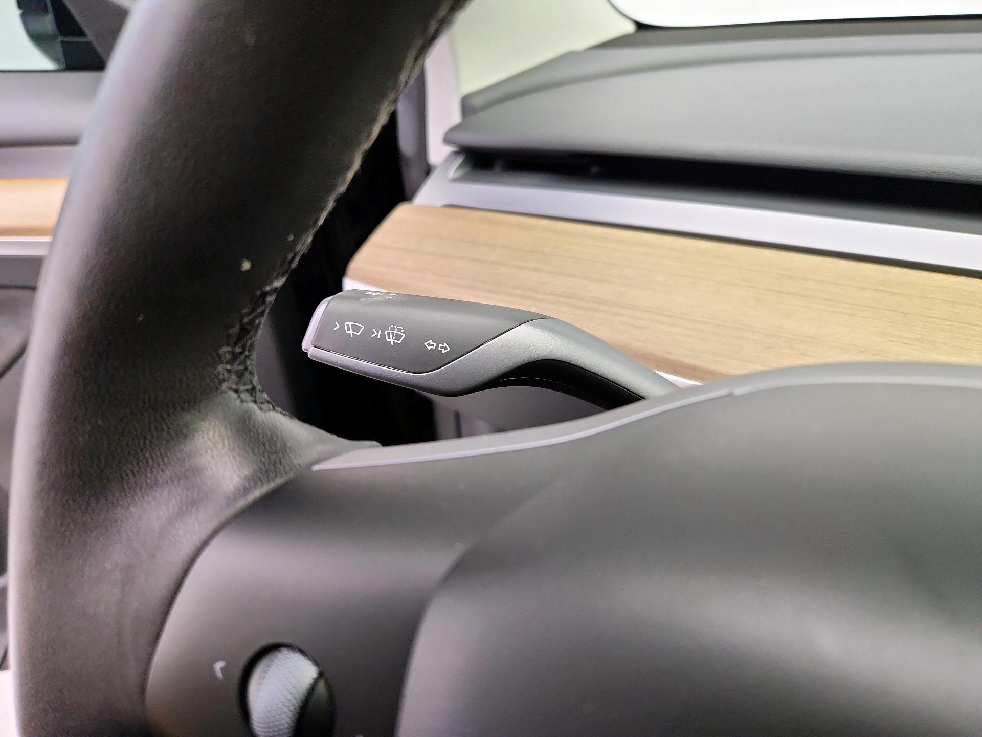 Thumbnail: 2023 Tesla Model 3 - 13