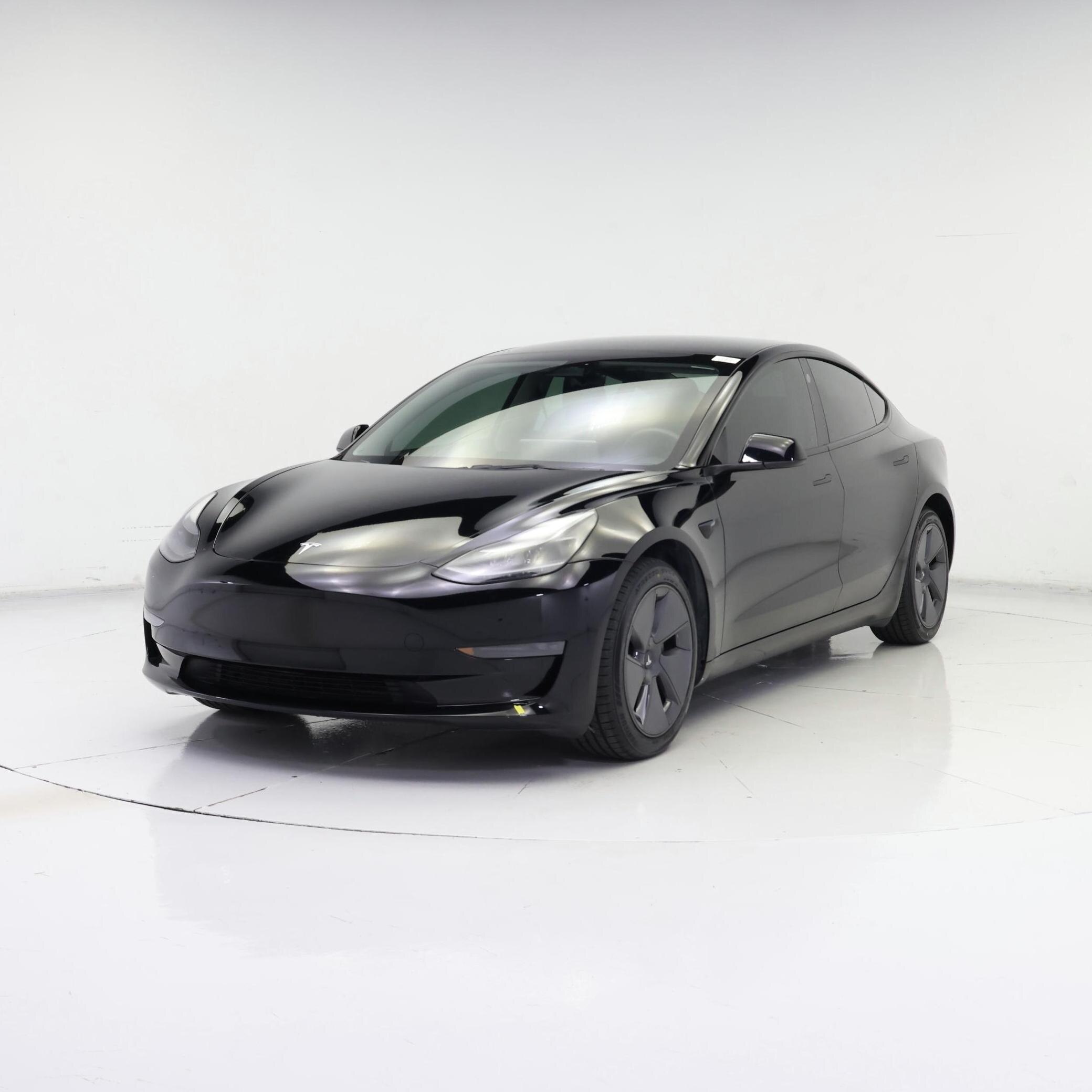 Thumbnail: 2023 Tesla Model 3 - 4