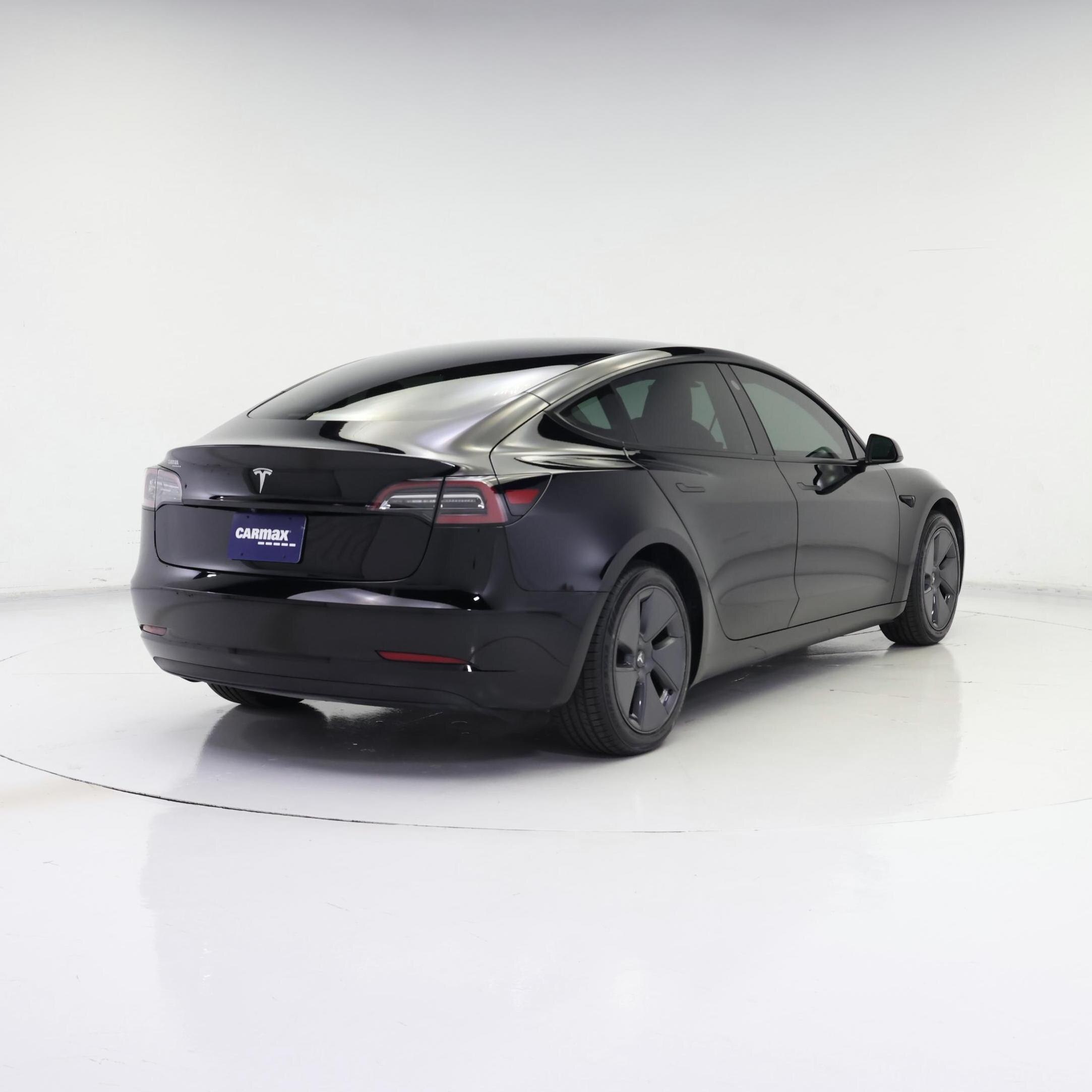 Thumbnail: 2023 Tesla Model 3 - 8