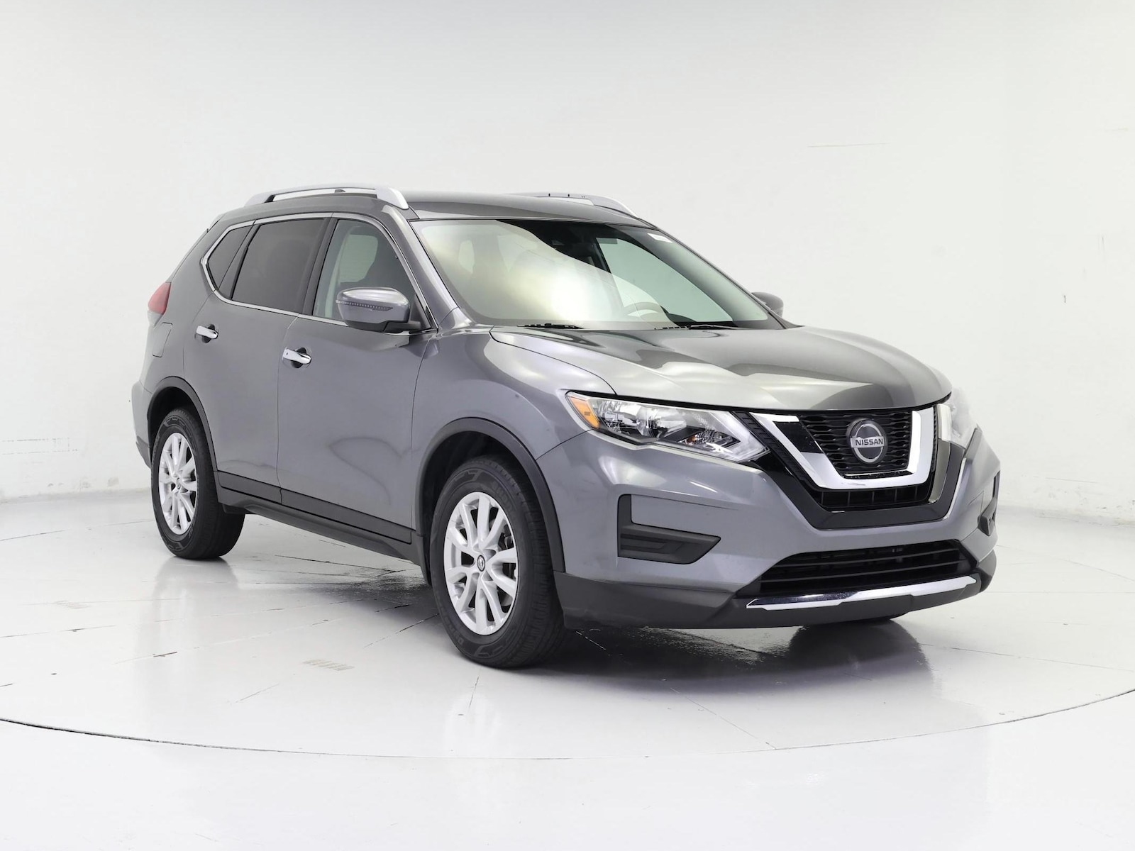 2020 Nissan Rogue SV - Photo 2