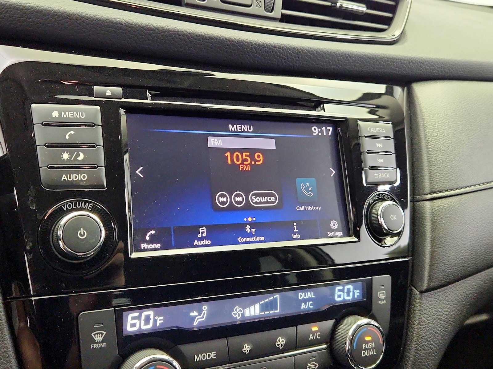 2020 Nissan Rogue SV - Photo 16