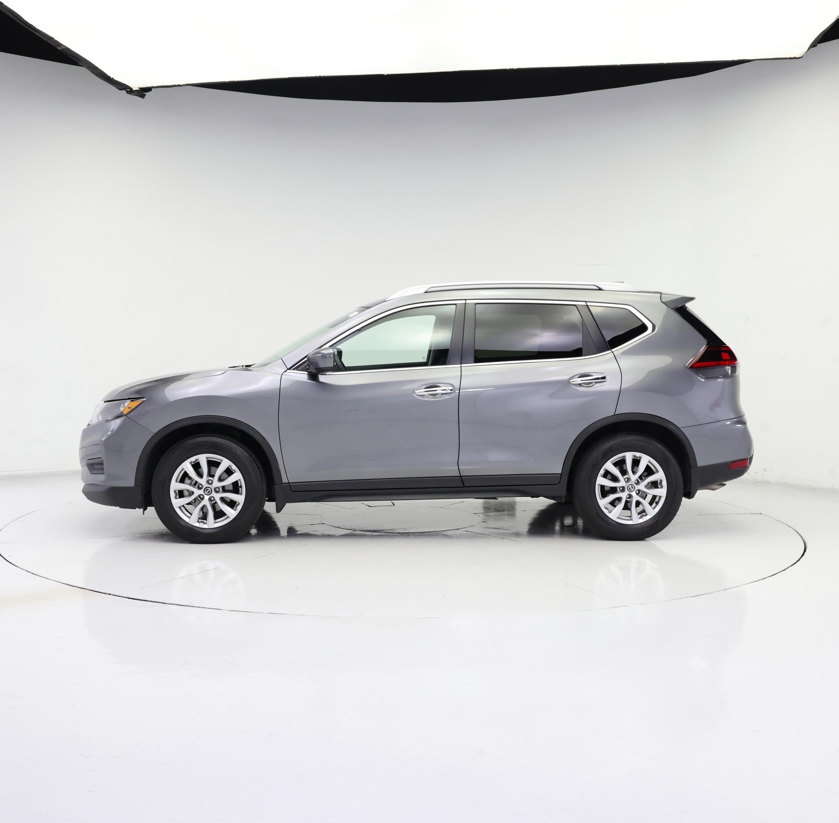 Thumbnail: 2020 Nissan Rogue - 3