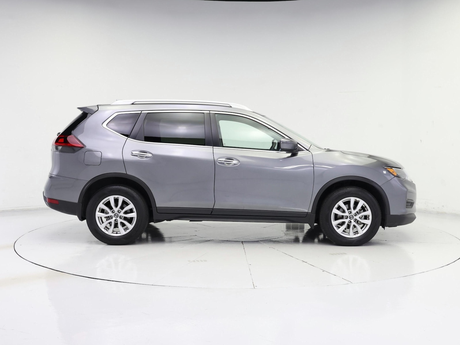 2020 Nissan Rogue SV - Photo 8