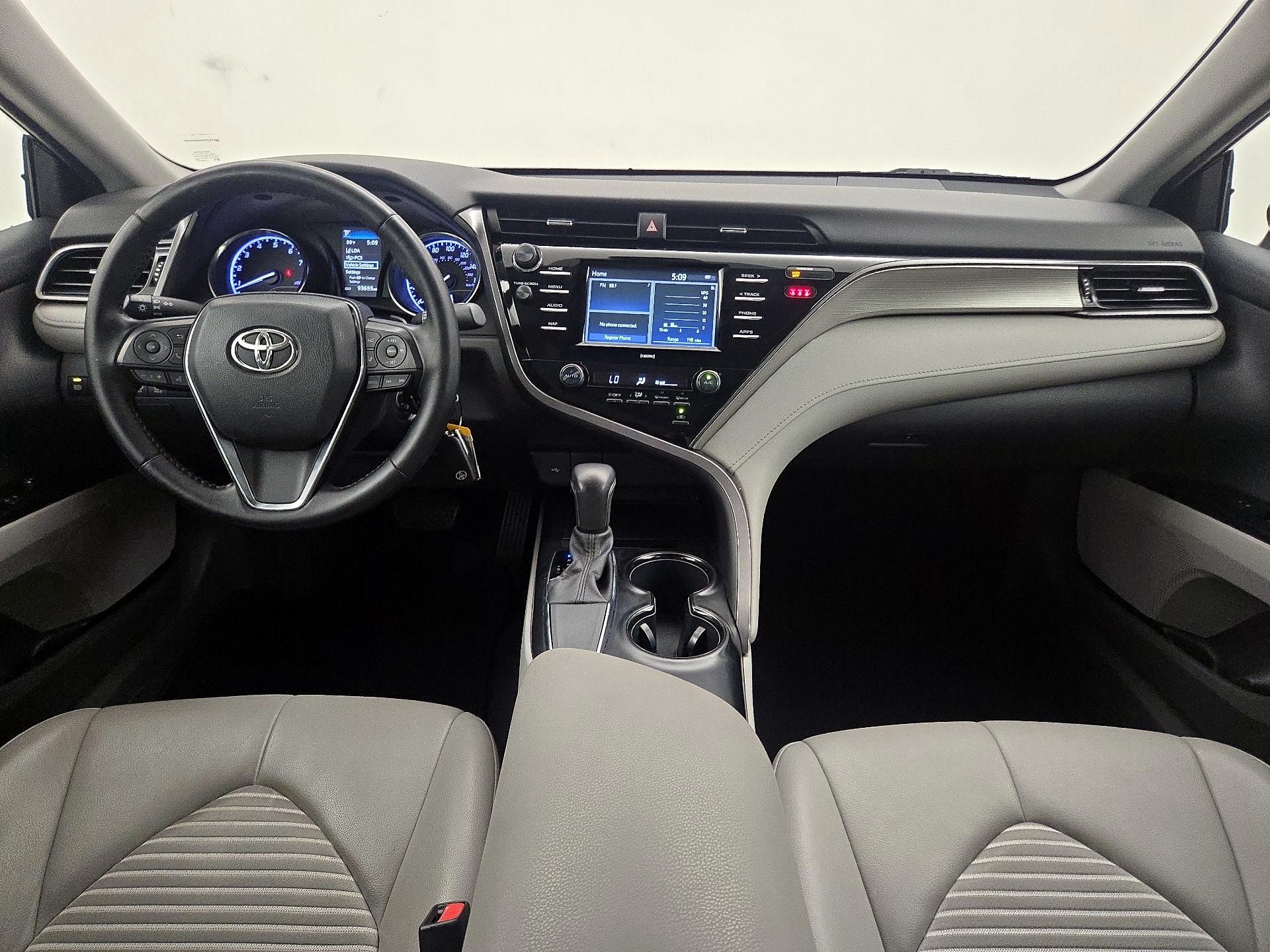 Thumbnail: 2020 Toyota Camry - 9