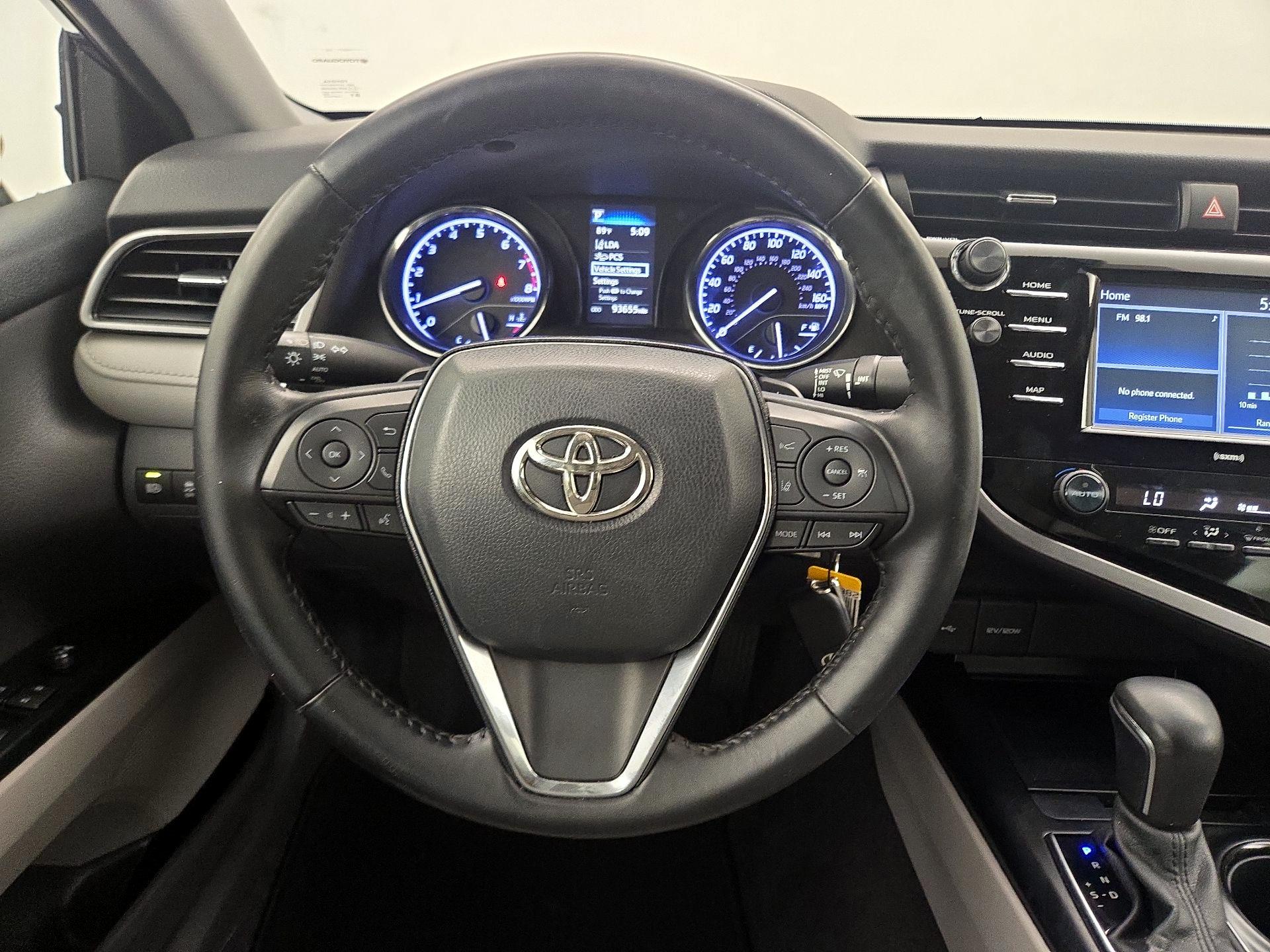 Thumbnail: 2020 Toyota Camry - 10