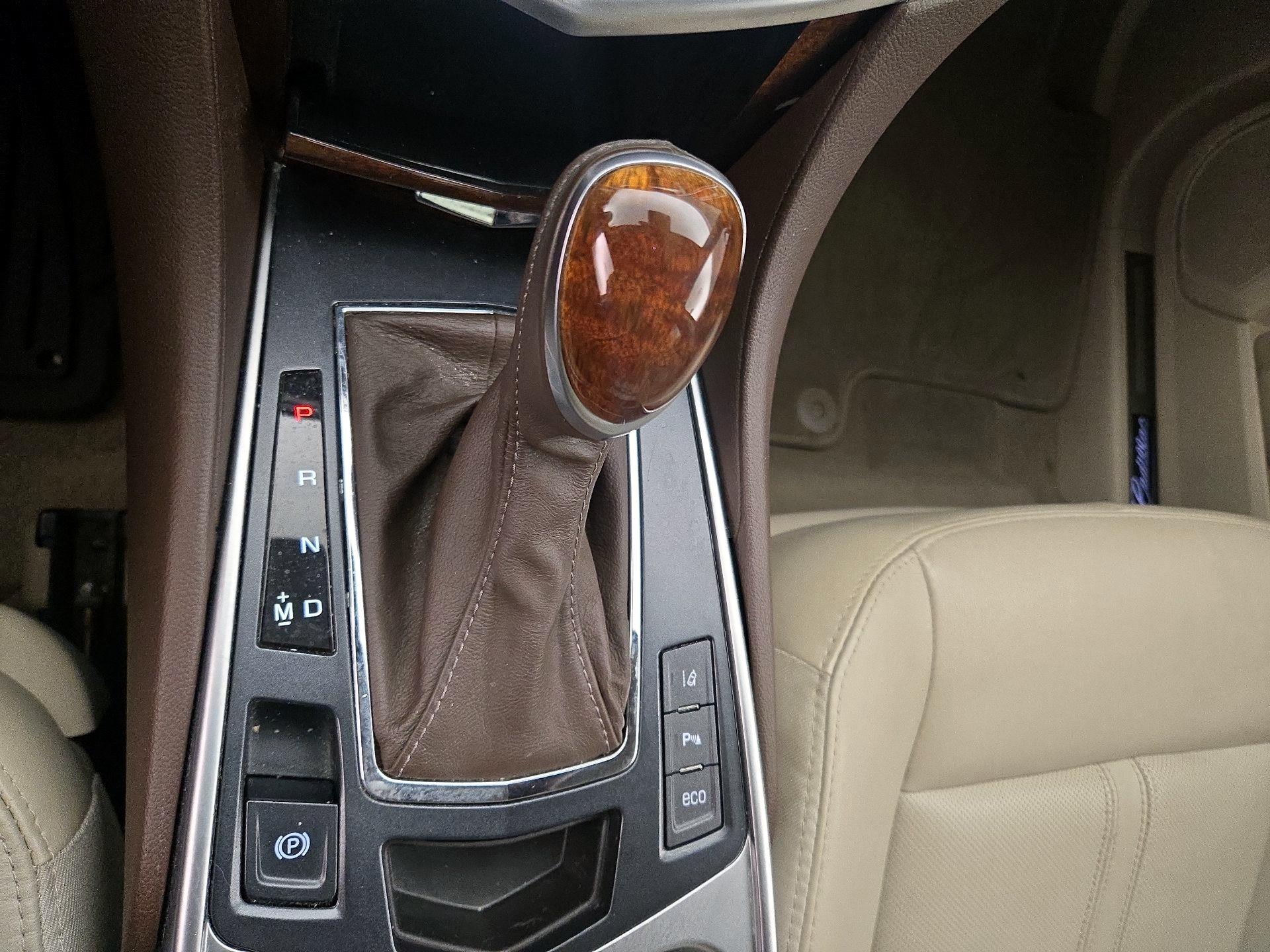 Thumbnail: 2016 Cadillac SRX - 18