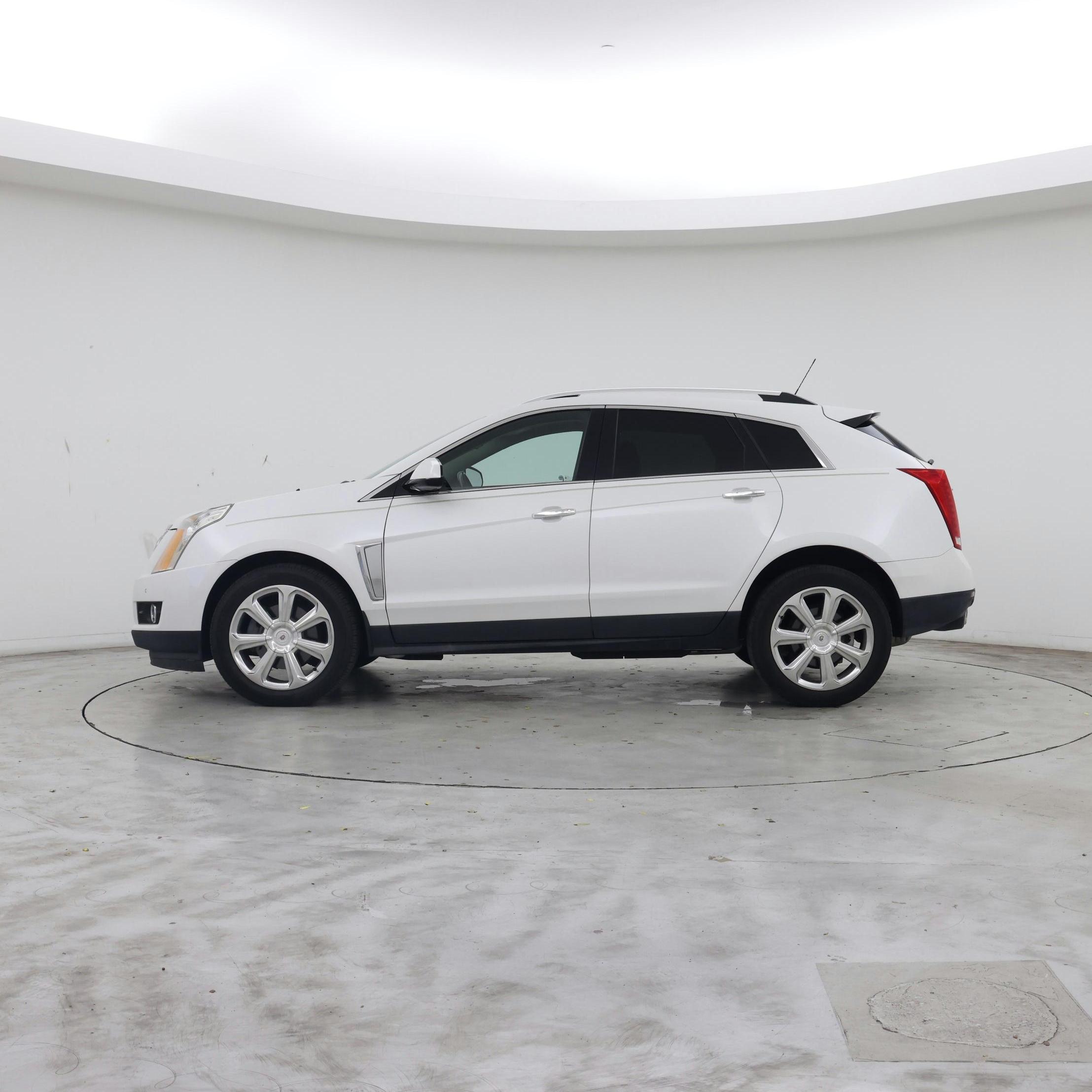 Thumbnail: 2016 Cadillac SRX - 3