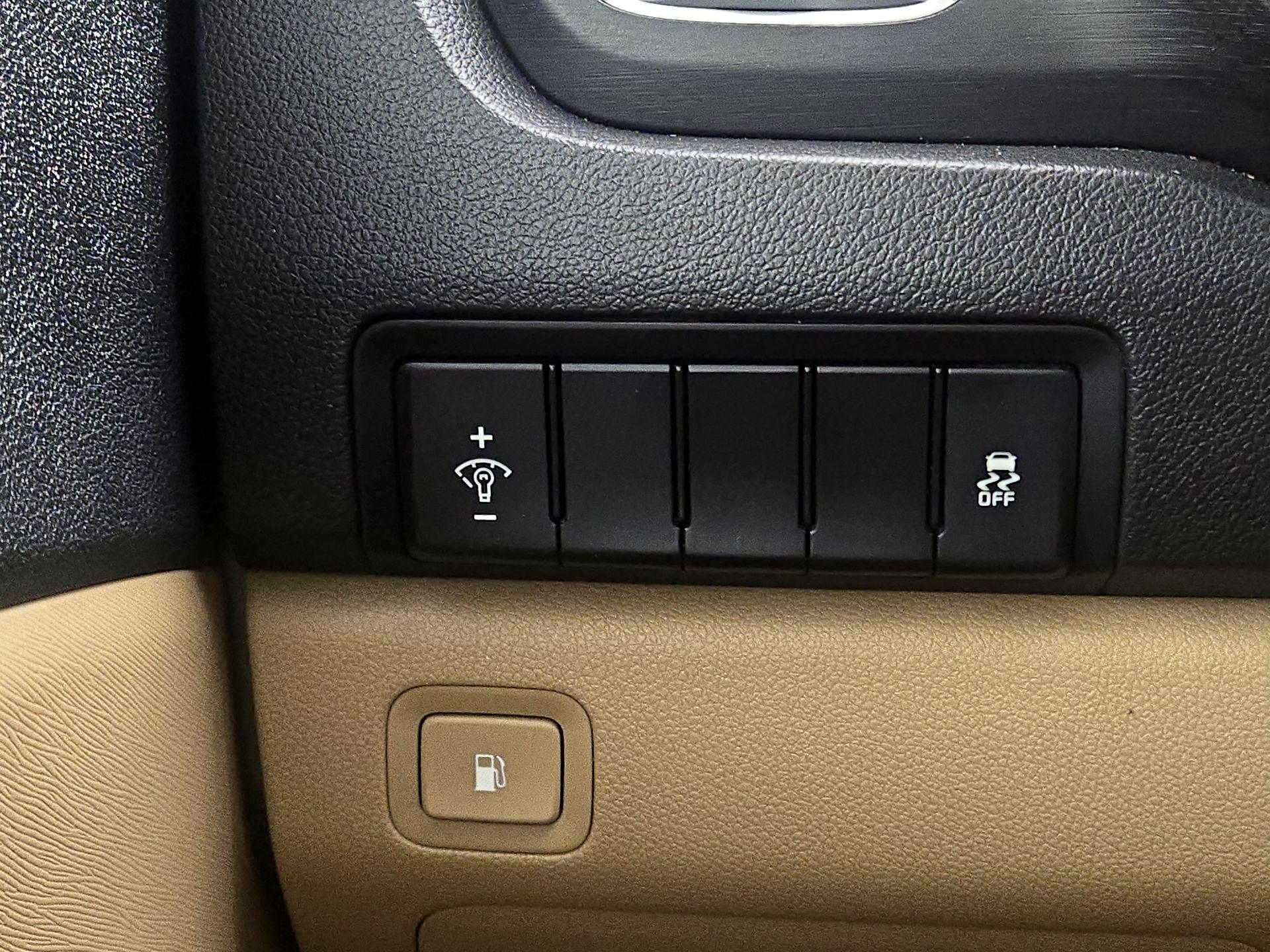 Thumbnail: 2019 Kia Sedona - 13