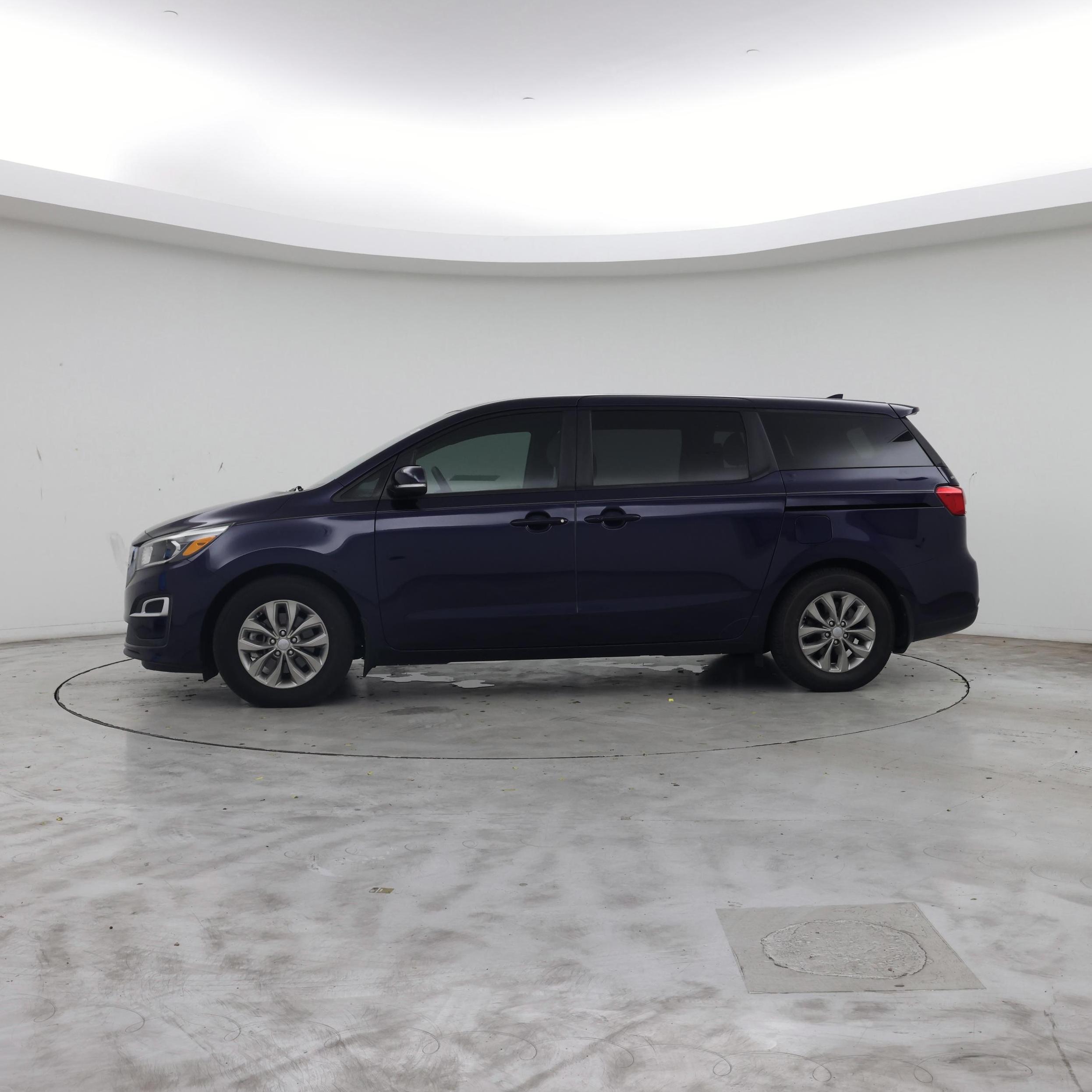 Thumbnail: 2019 Kia Sedona - 3