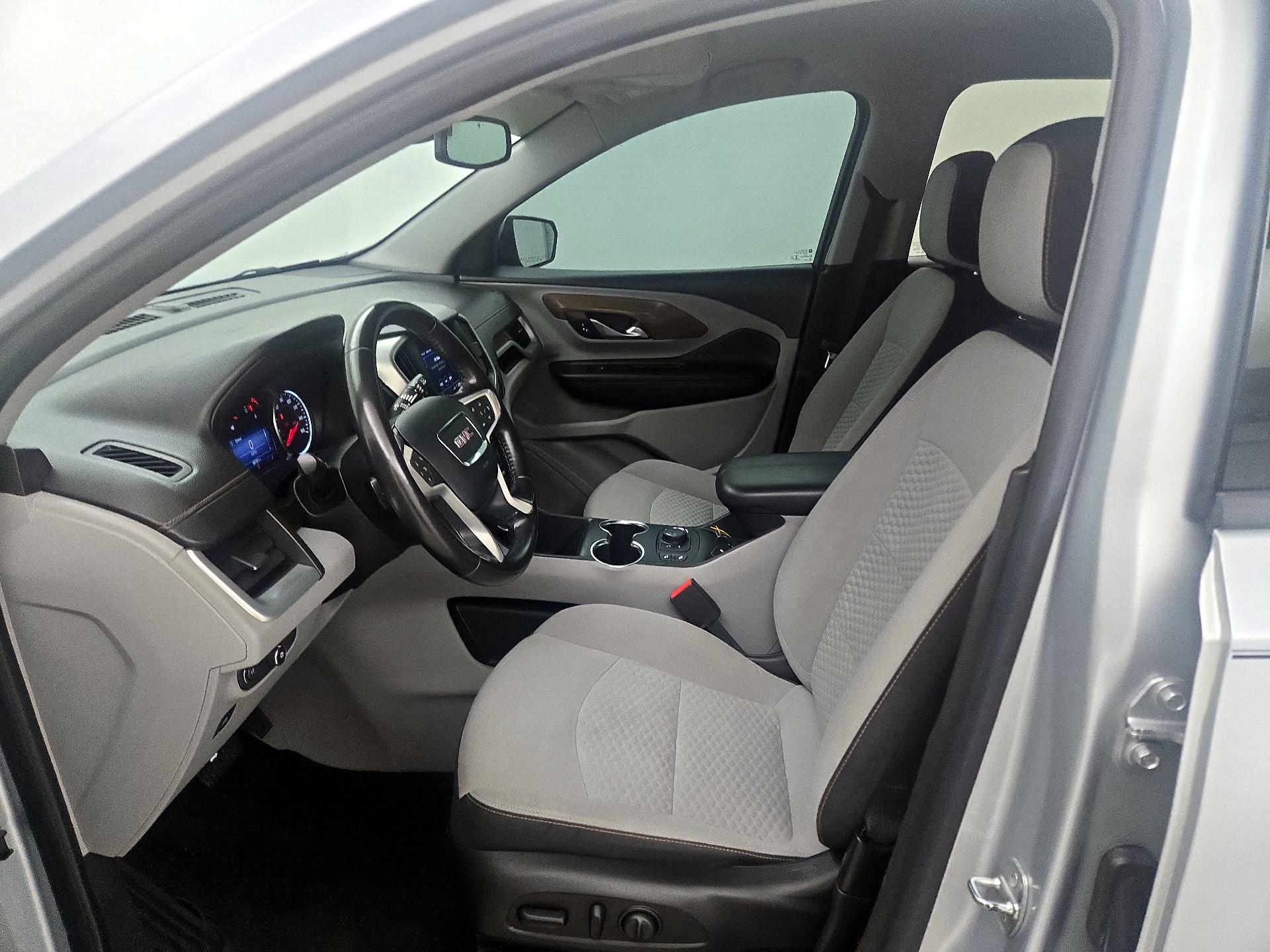 Thumbnail: 2020 GMC Terrain - 11
