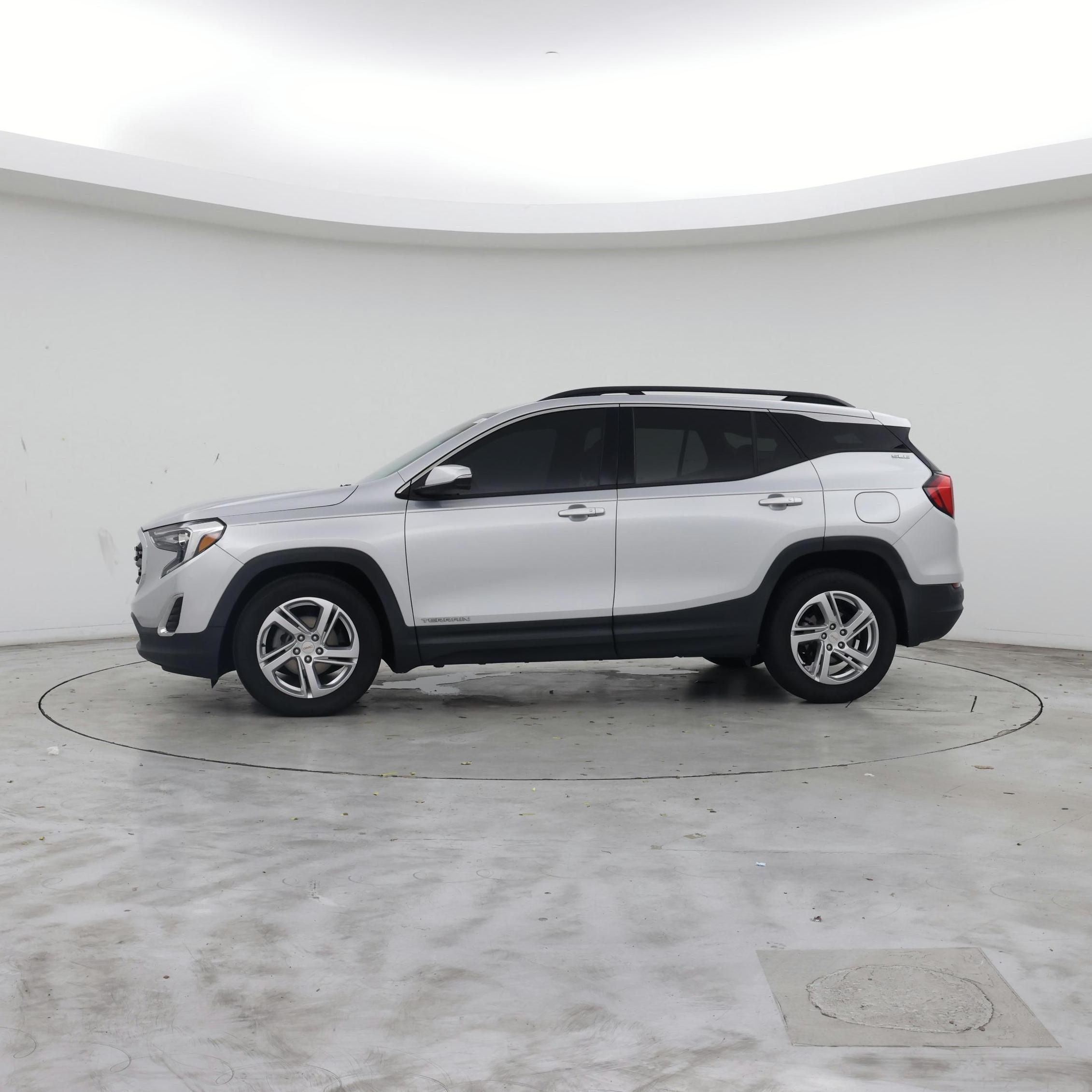 Thumbnail: 2020 GMC Terrain - 3