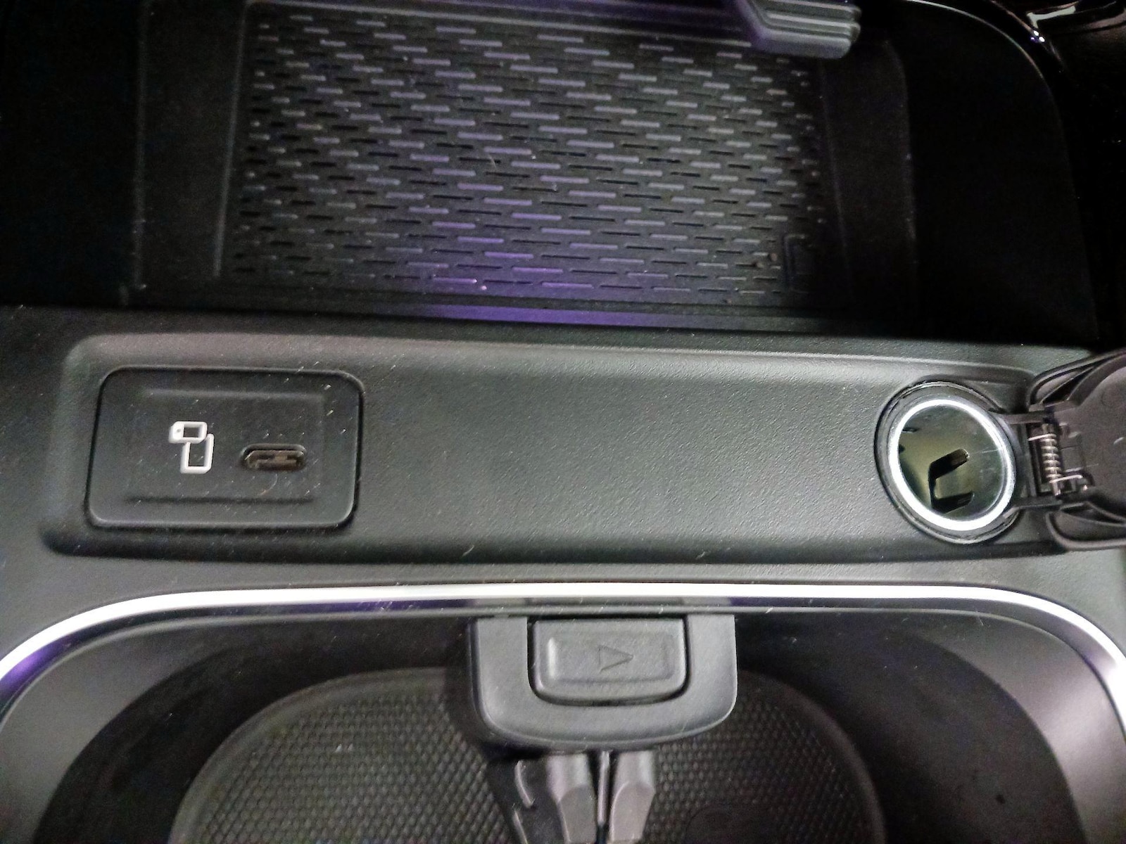 2022 Mercedes-Benz EQB Base - Photo 20
