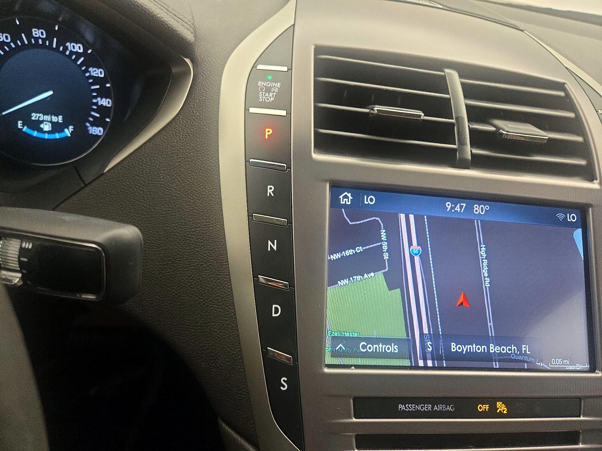 Thumbnail: 2019 Lincoln MKZ - 18