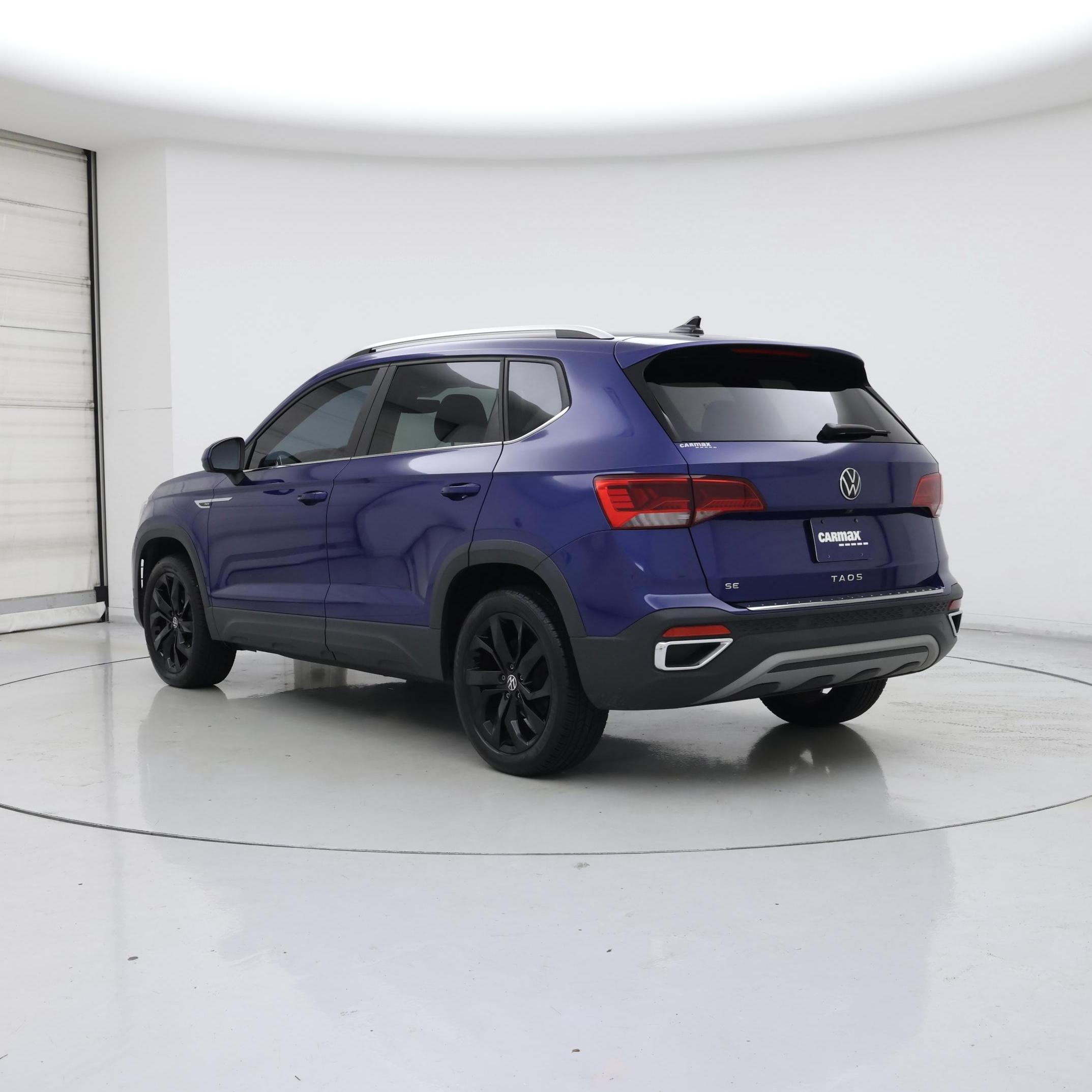 Thumbnail: 2022 Volkswagen Taos - 2
