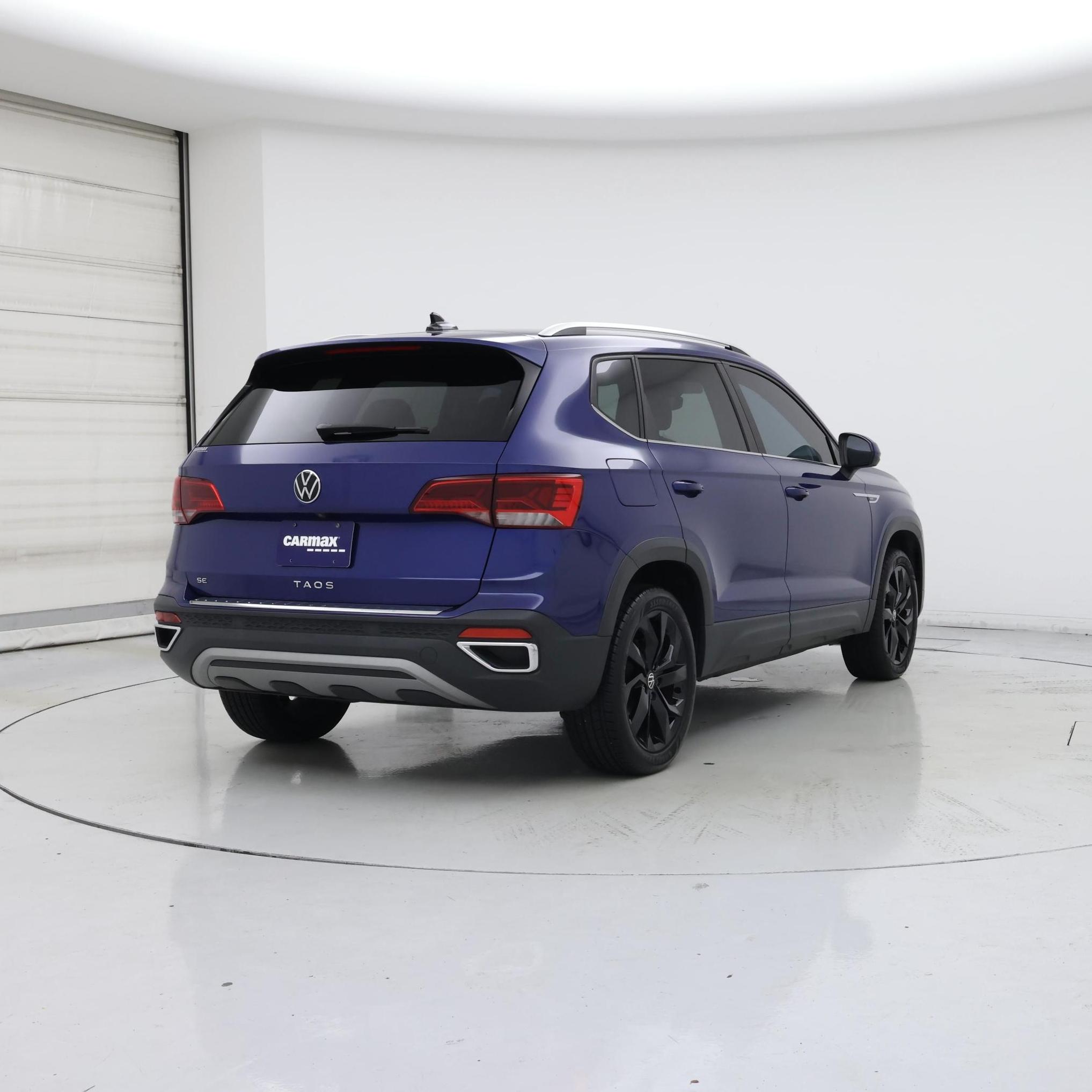 Thumbnail: 2022 Volkswagen Taos - 8