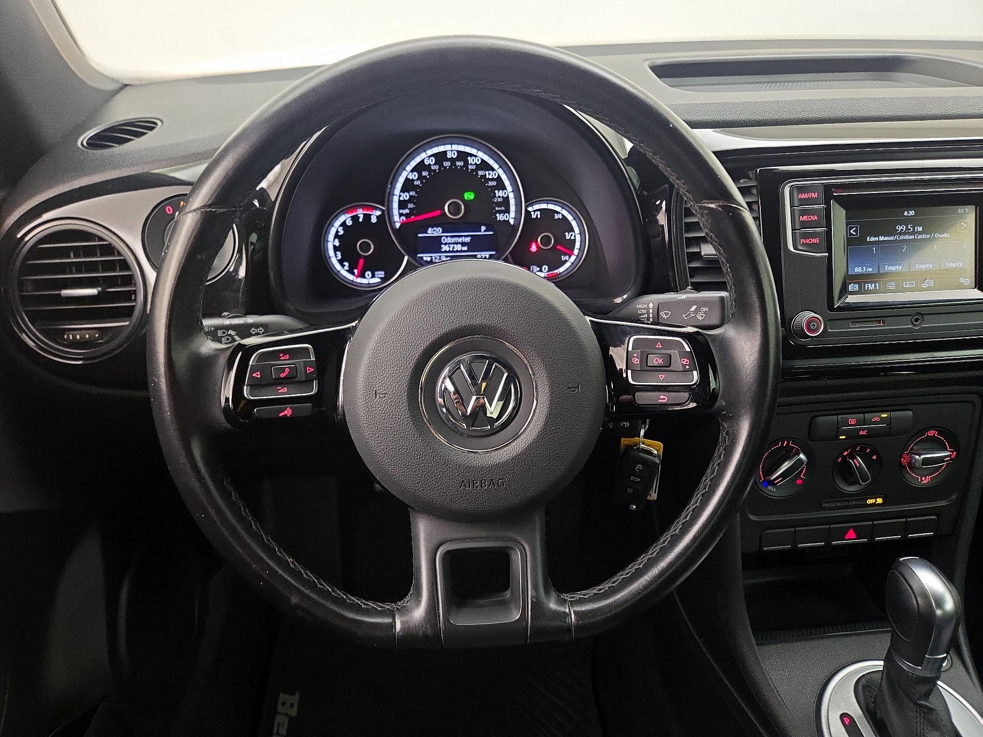Thumbnail: 2016 Volkswagen Beetle - 10