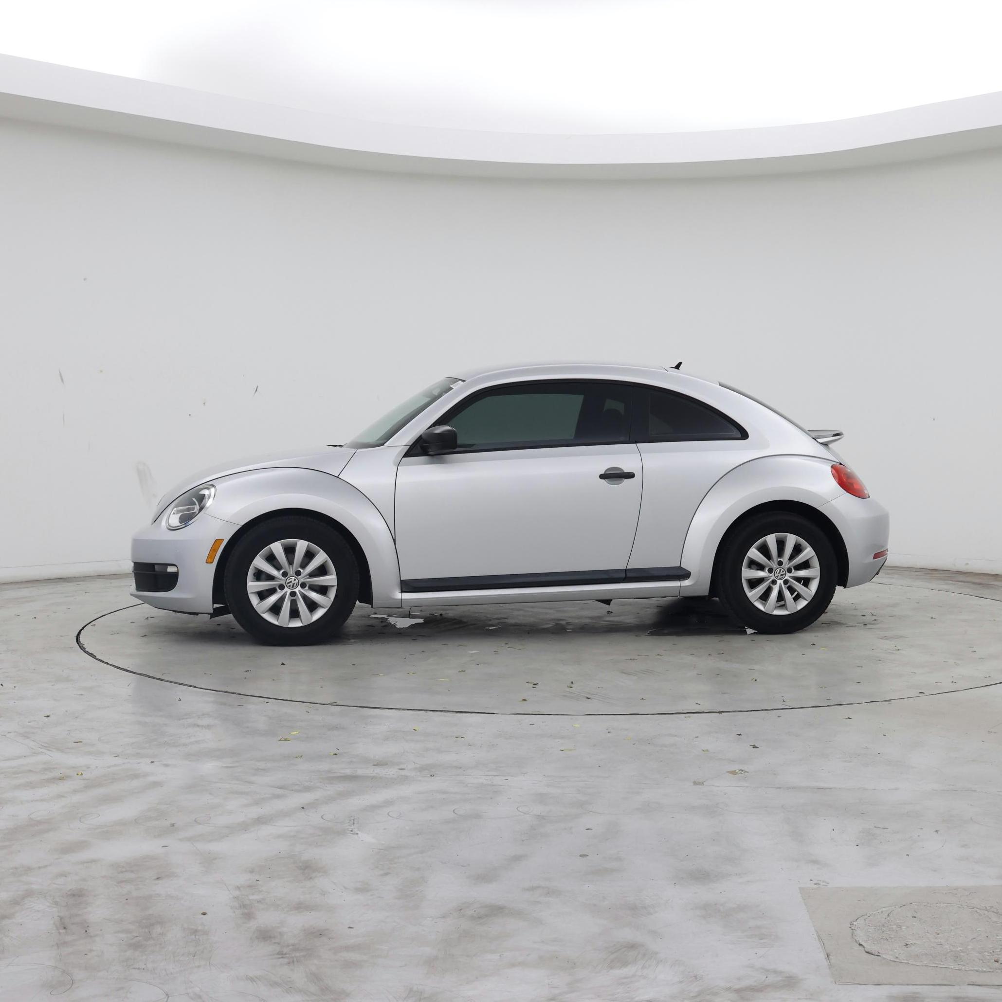 Thumbnail: 2016 Volkswagen Beetle - 3