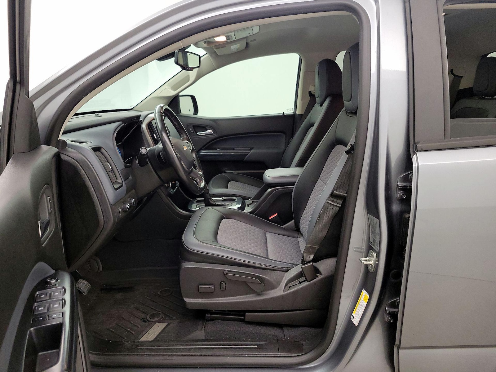 2020 Chevrolet Colorado Z71 - Photo 12
