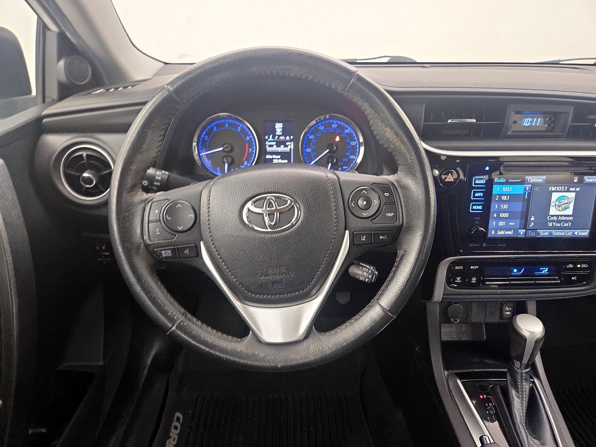 Thumbnail: 2019 Toyota Corolla - 10