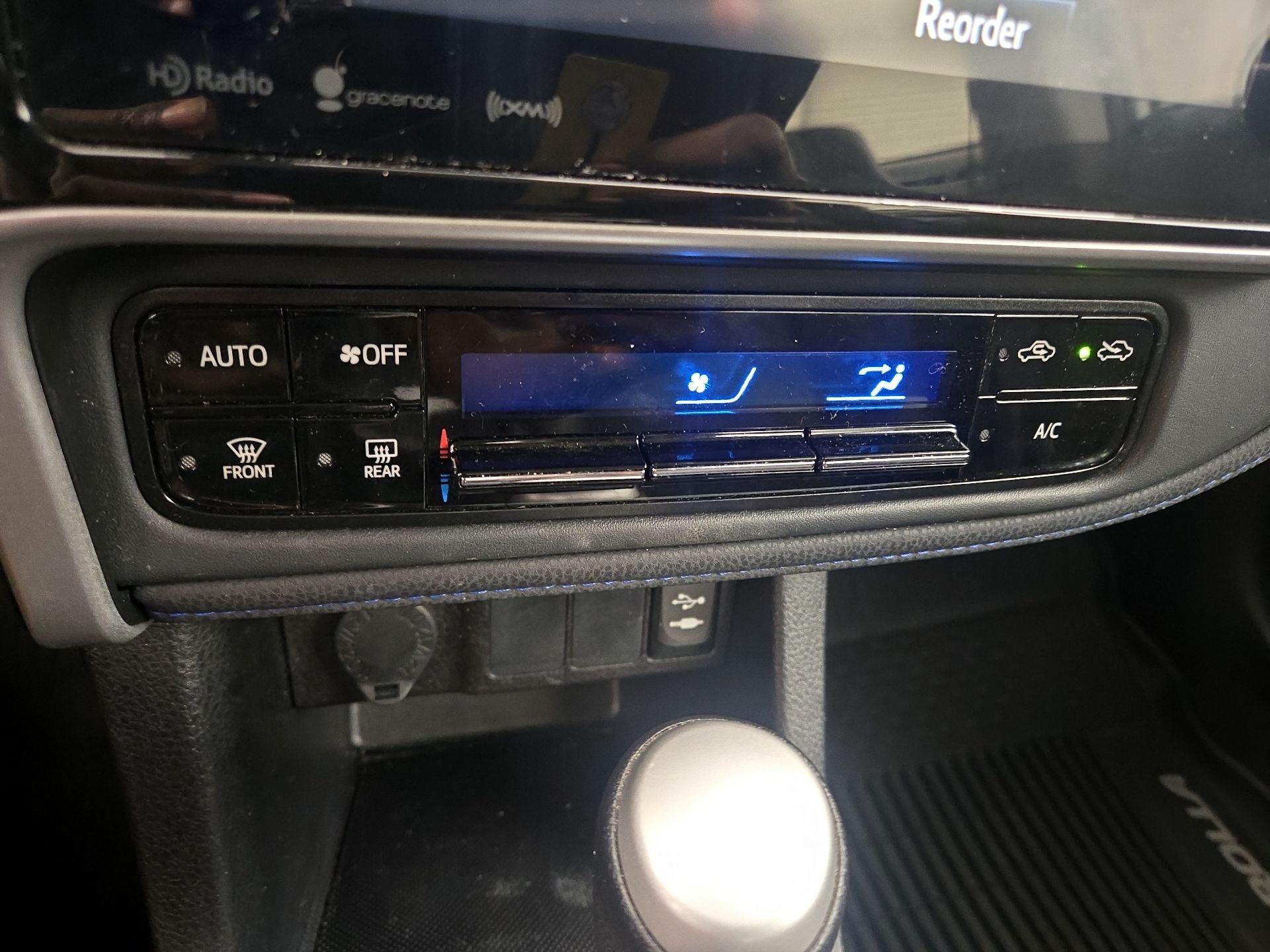 Thumbnail: 2019 Toyota Corolla - 16