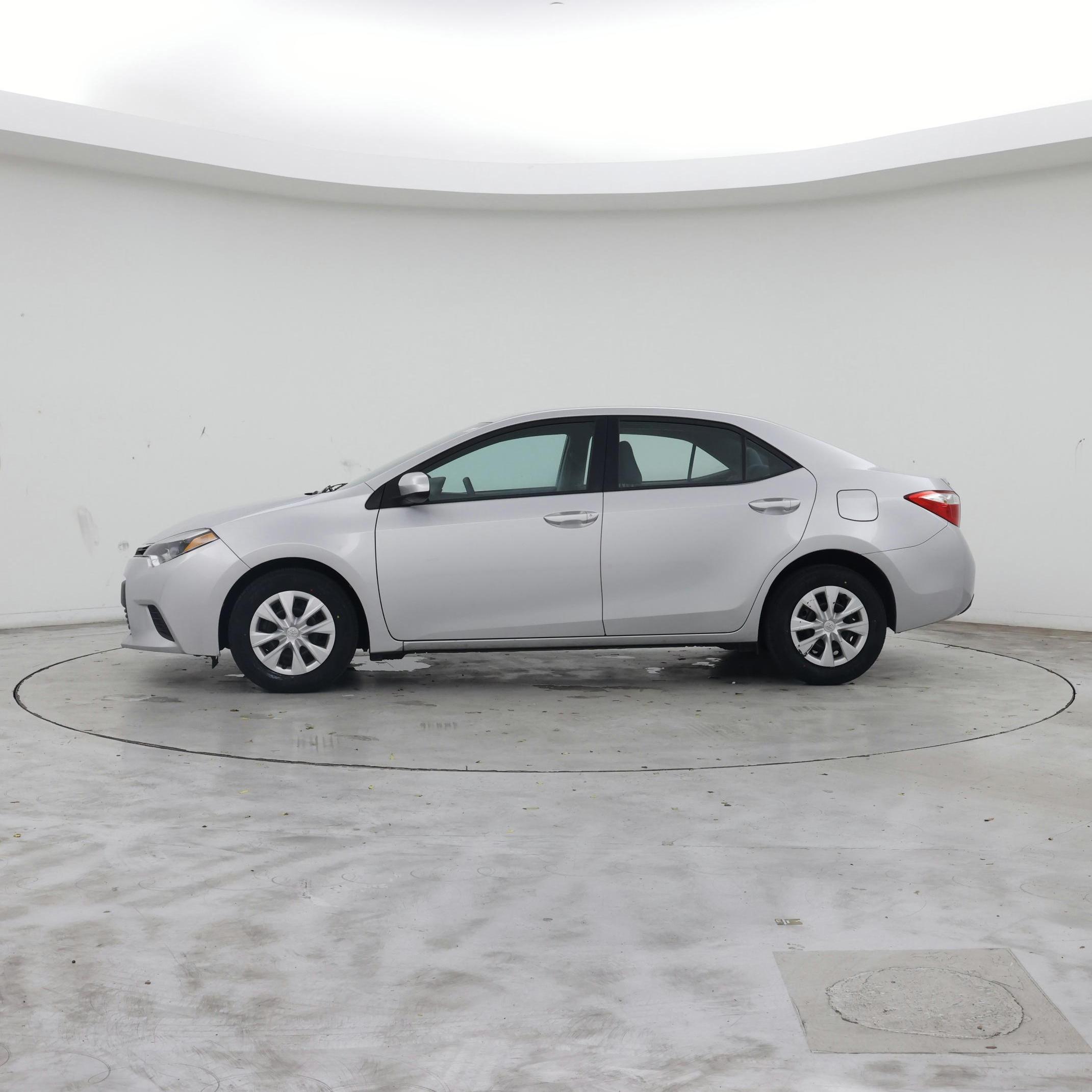 Thumbnail: 2015 Toyota Corolla - 3