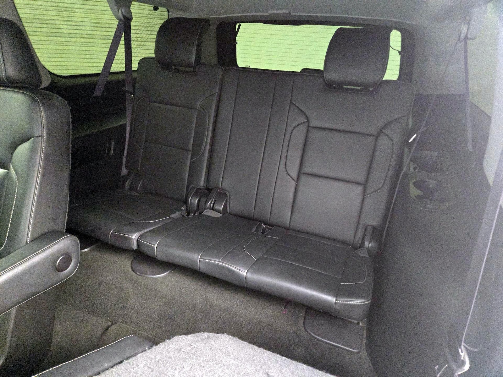 2017 Chevrolet Suburban LT - Photo 22