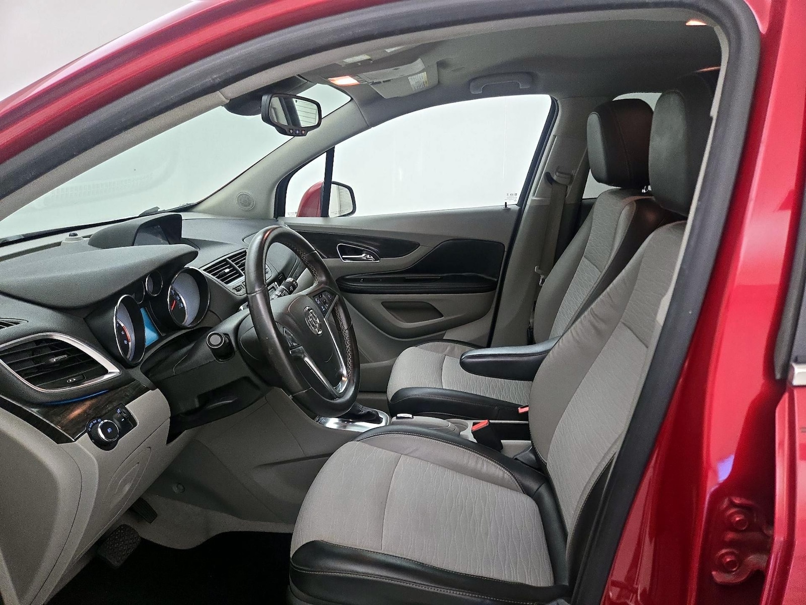 Power Seat(s) & Side Airbags