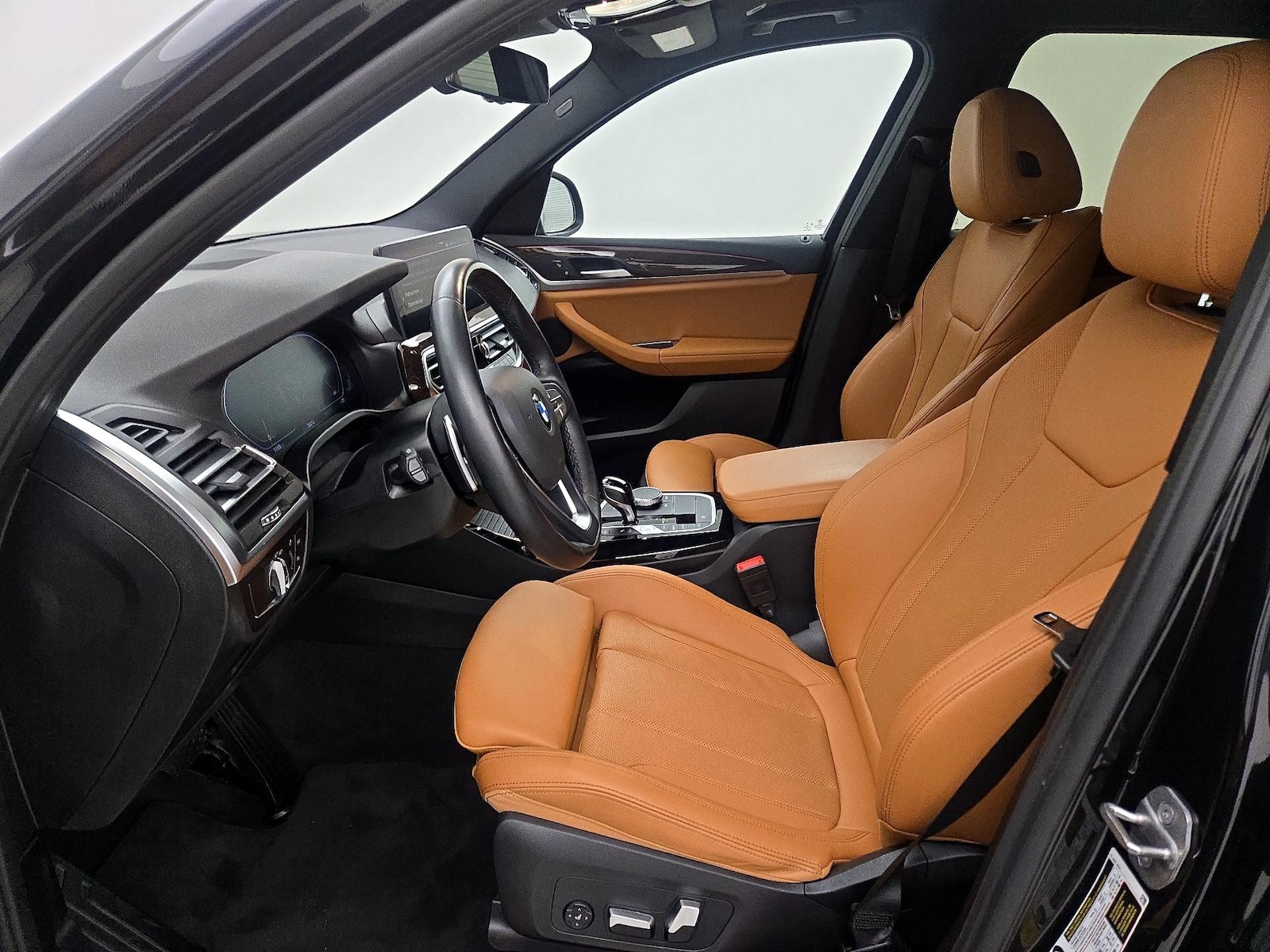 Power Seat(s) & Leather Seats