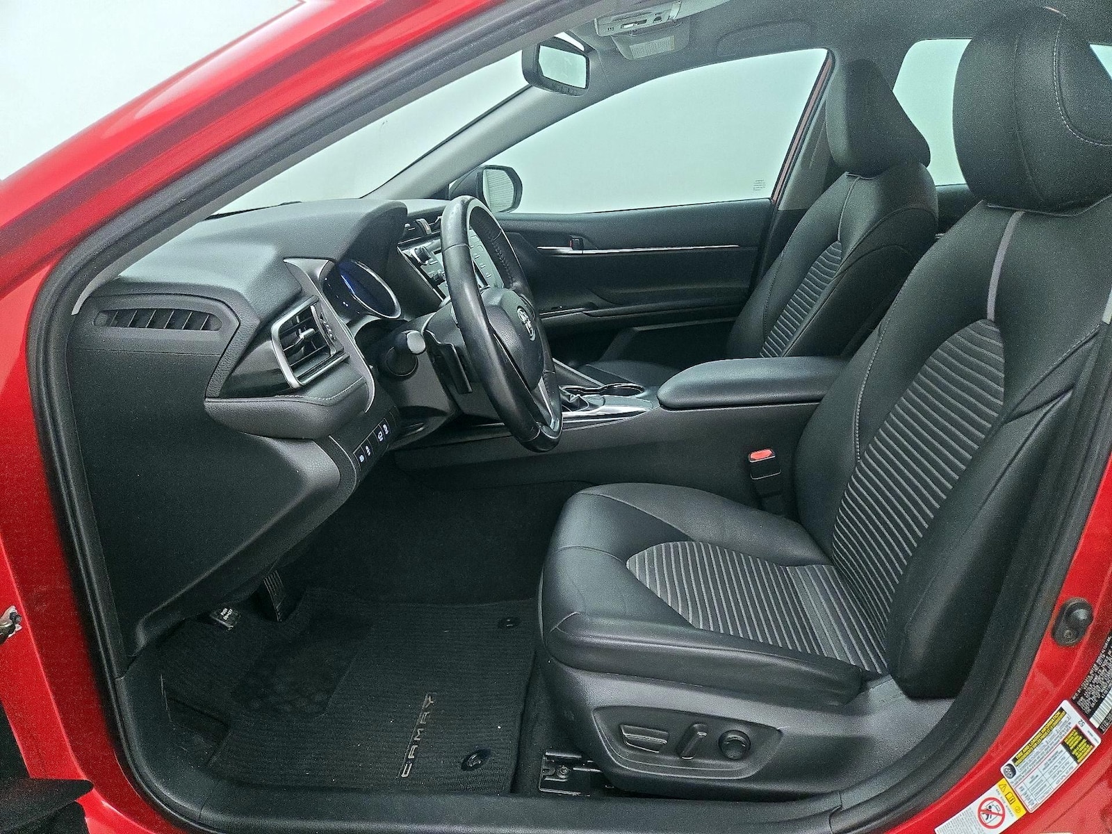 Power Seat(s) & Side Airbags