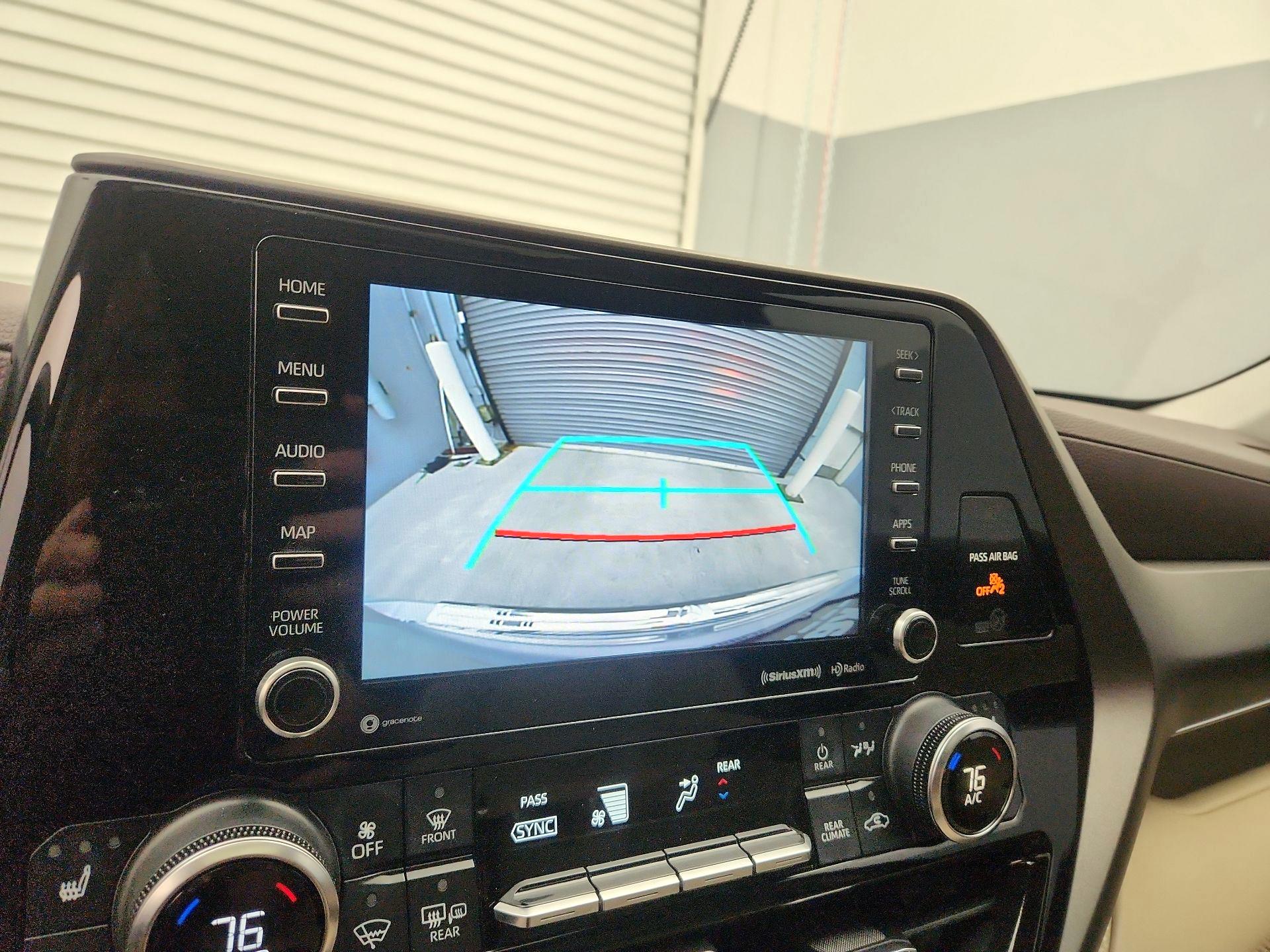 Thumbnail: 2022 Toyota Highlander - 14