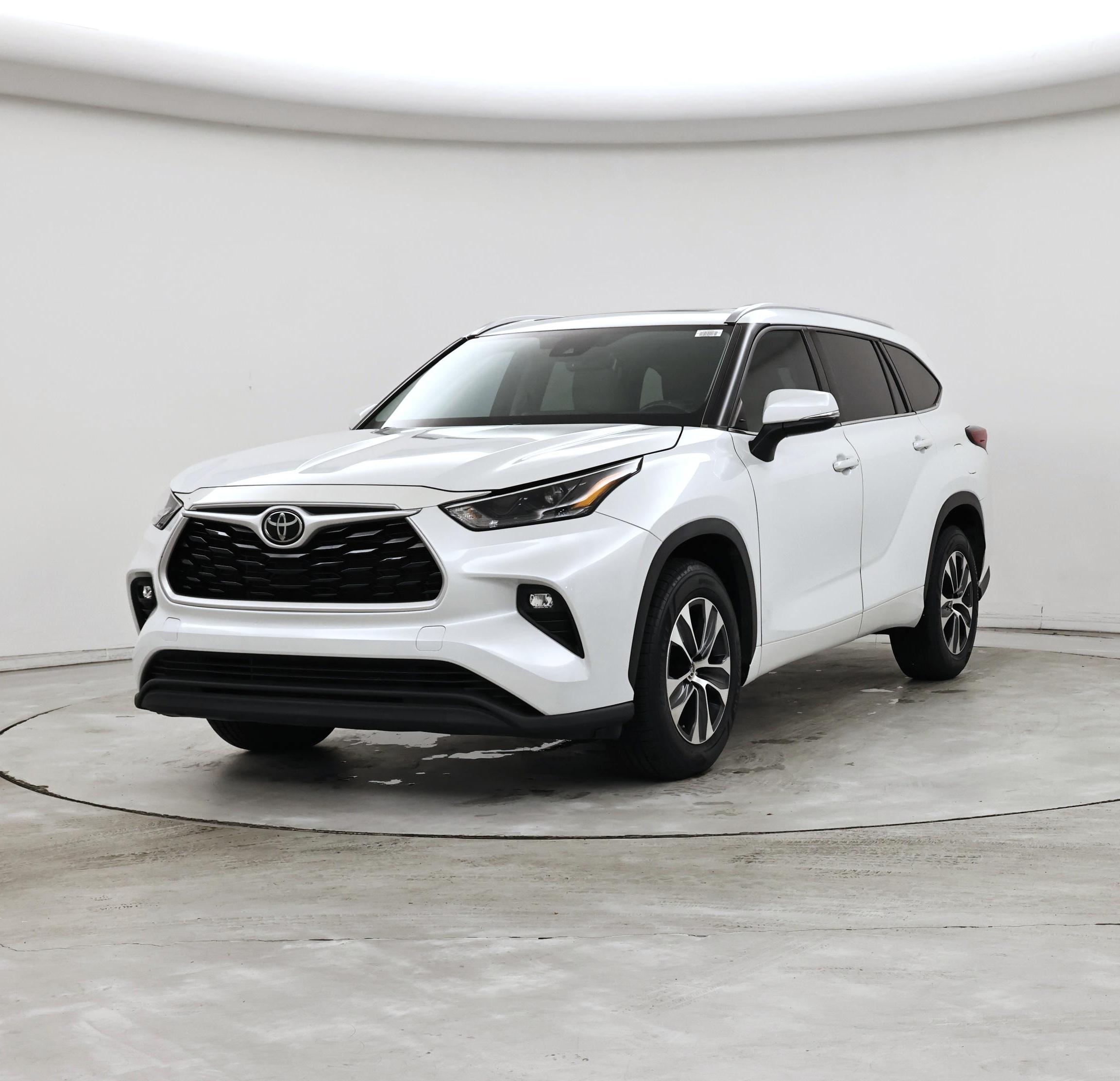 Thumbnail: 2022 Toyota Highlander - 4