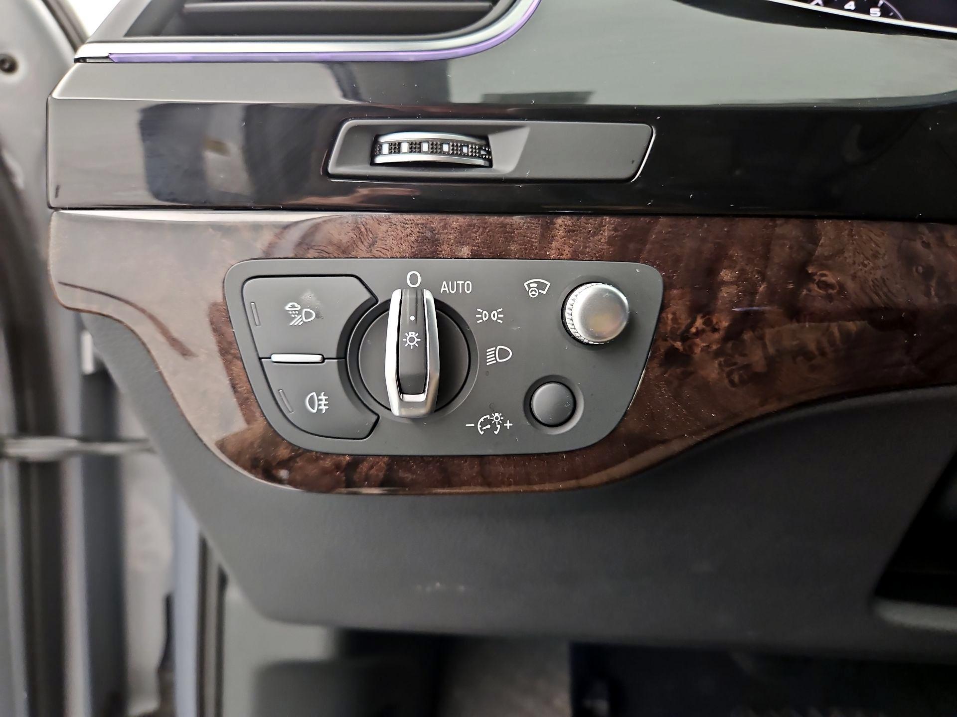 Thumbnail: 2018 Audi Q7 - 13