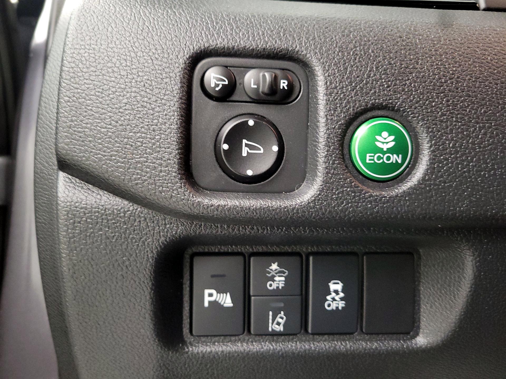 Thumbnail: 2019 Honda Passport - 13