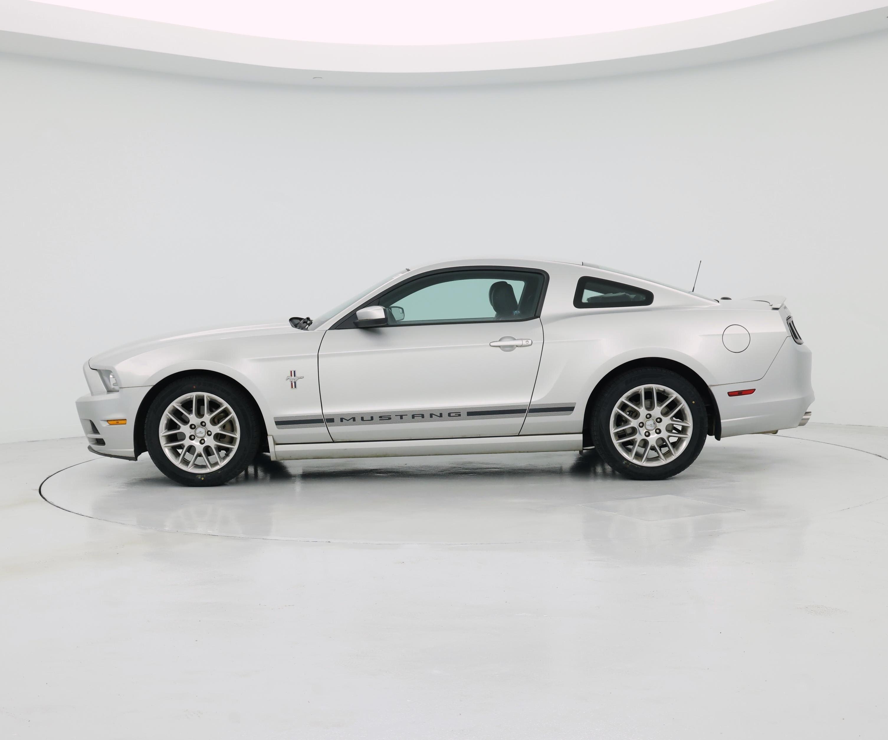 Thumbnail: 2014 Ford Mustang - 3