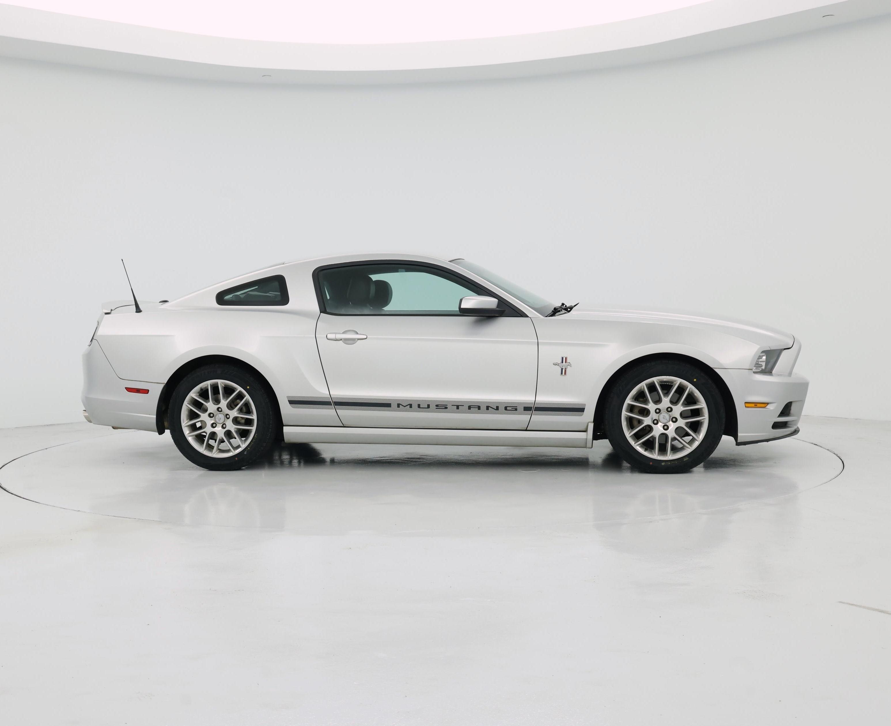 Thumbnail: 2014 Ford Mustang - 7